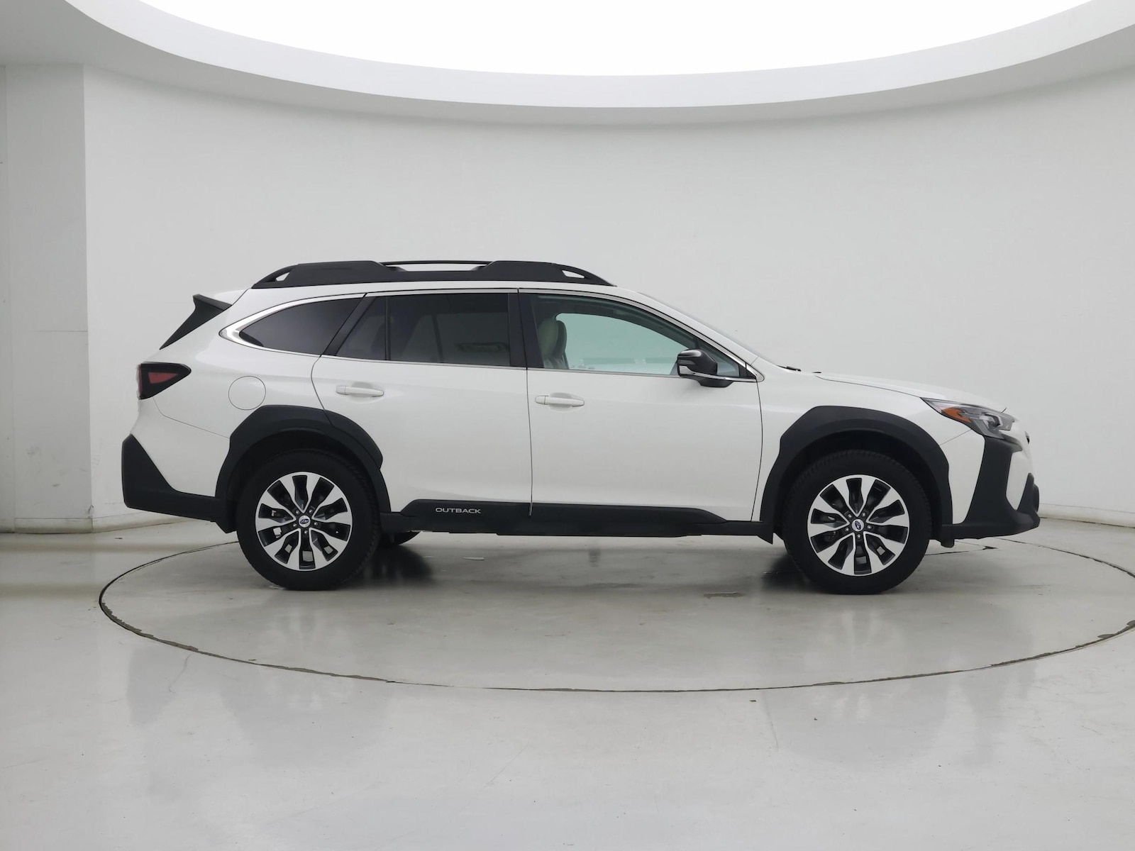 2024 Subaru Outback Limited - Photo 8