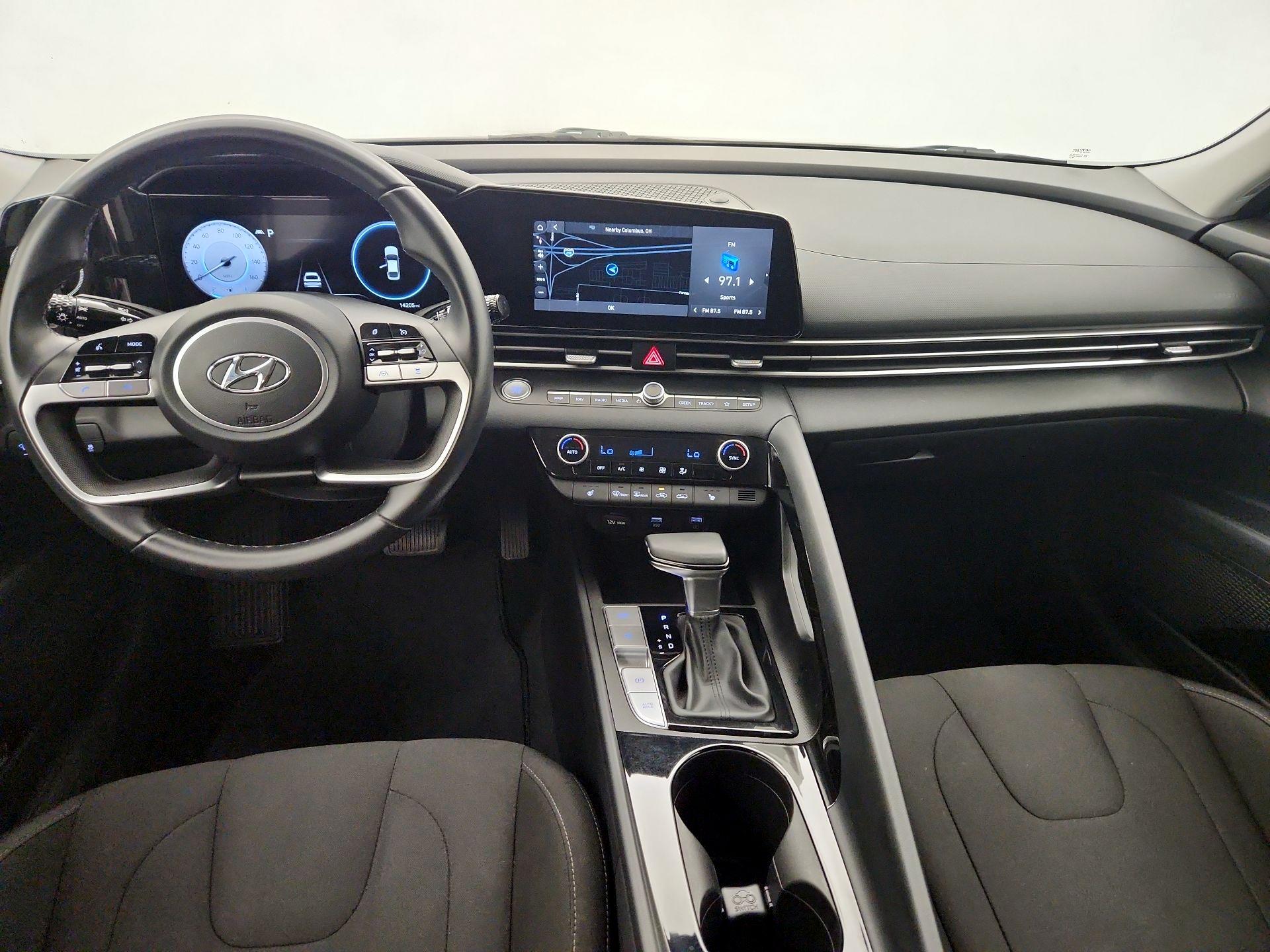 Thumbnail: 2023 Hyundai Elantra - 9