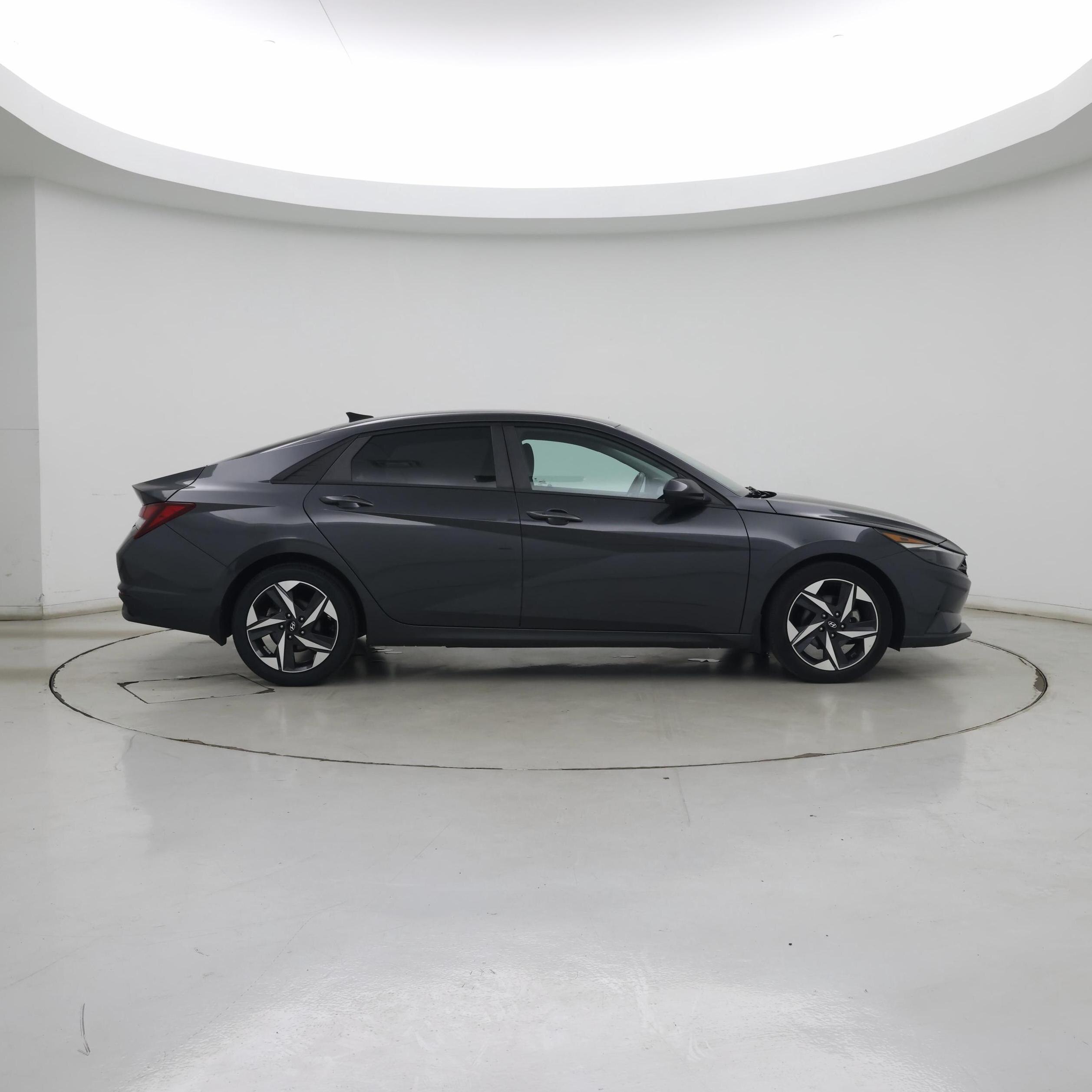 Thumbnail: 2023 Hyundai Elantra - 7