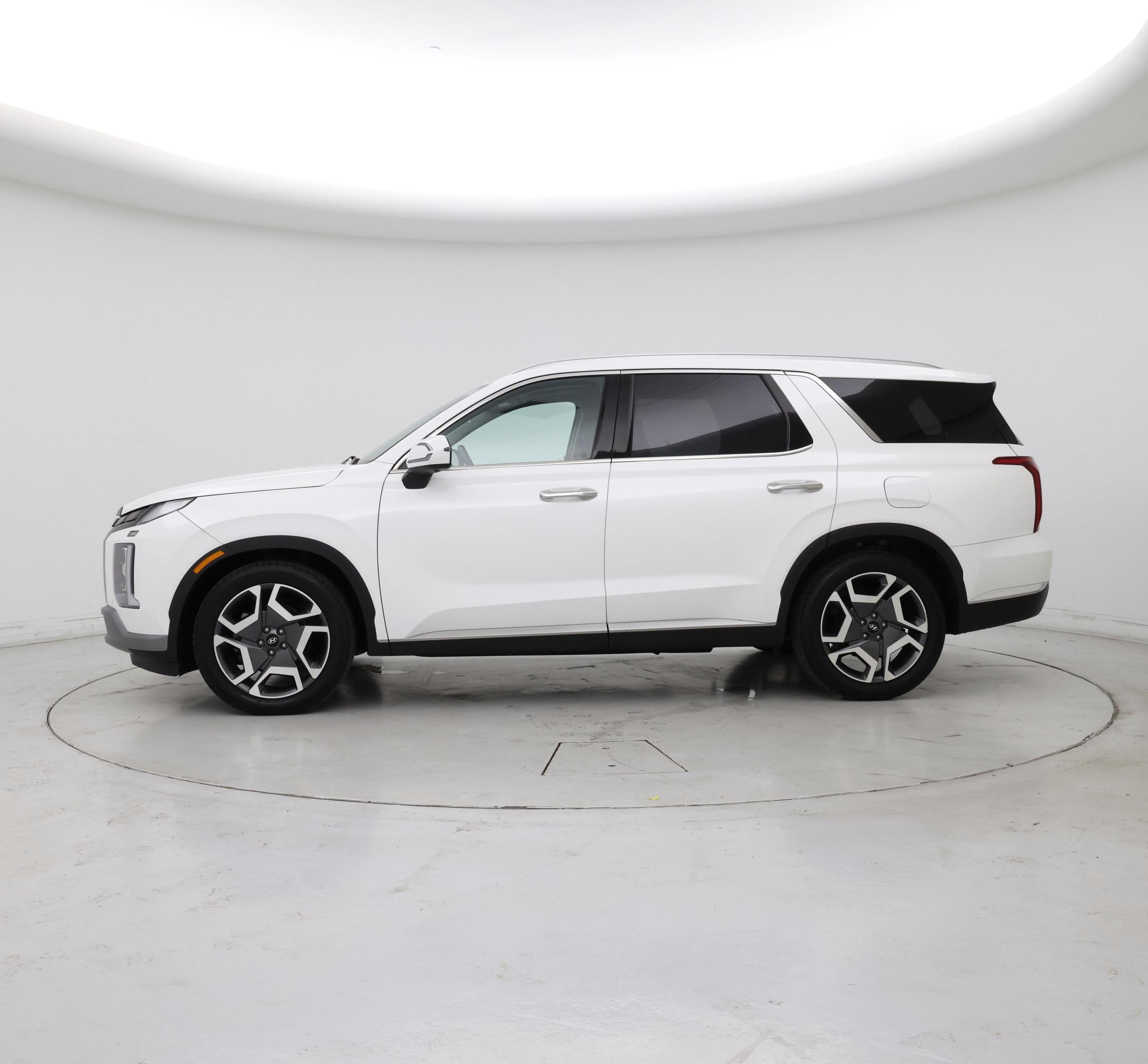 Thumbnail: 2023 Hyundai Palisade - 3