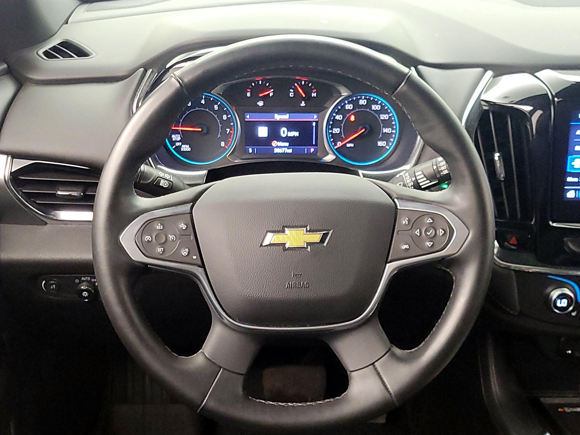 Thumbnail: 2023 Chevrolet Traverse - 10