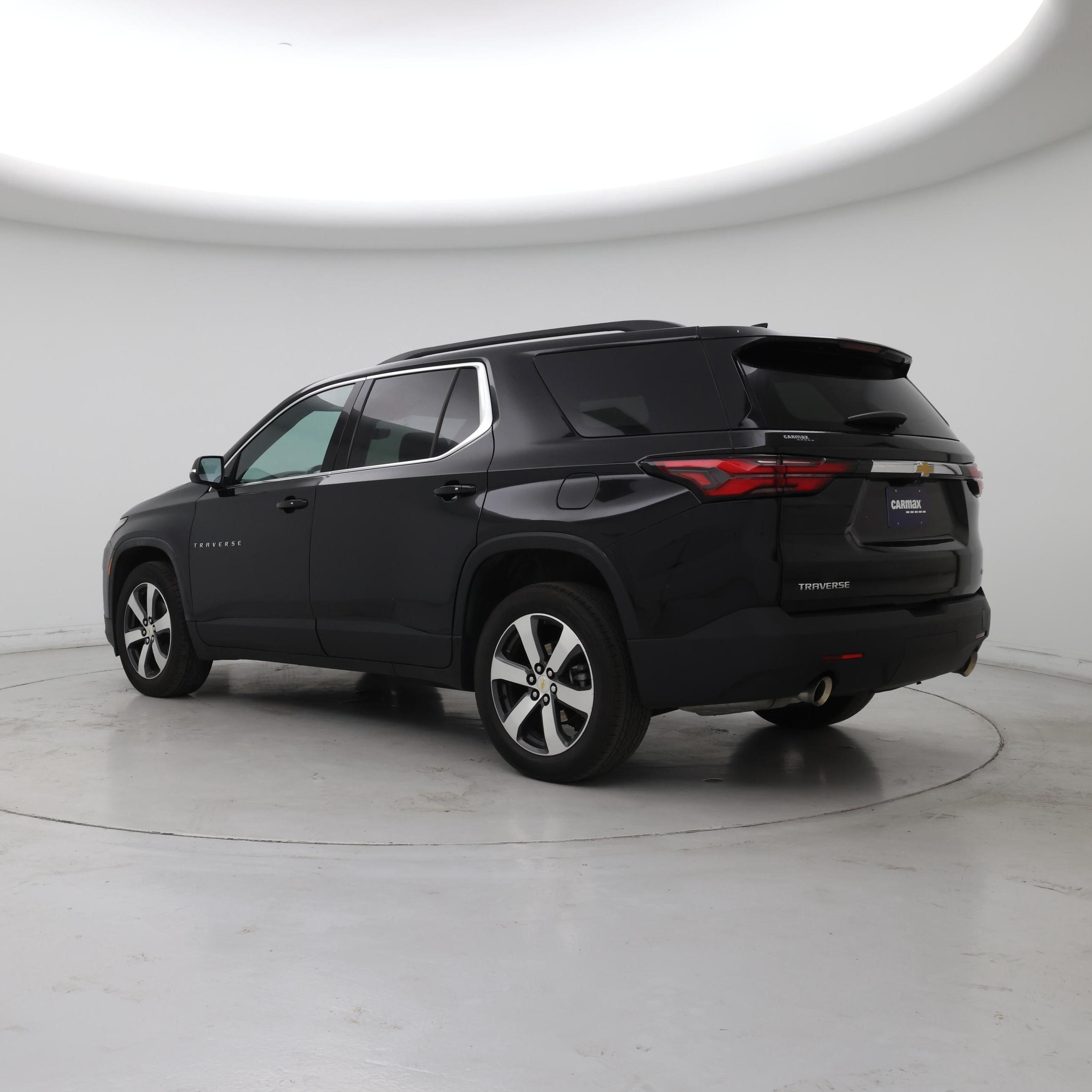 Thumbnail: 2023 Chevrolet Traverse - 2