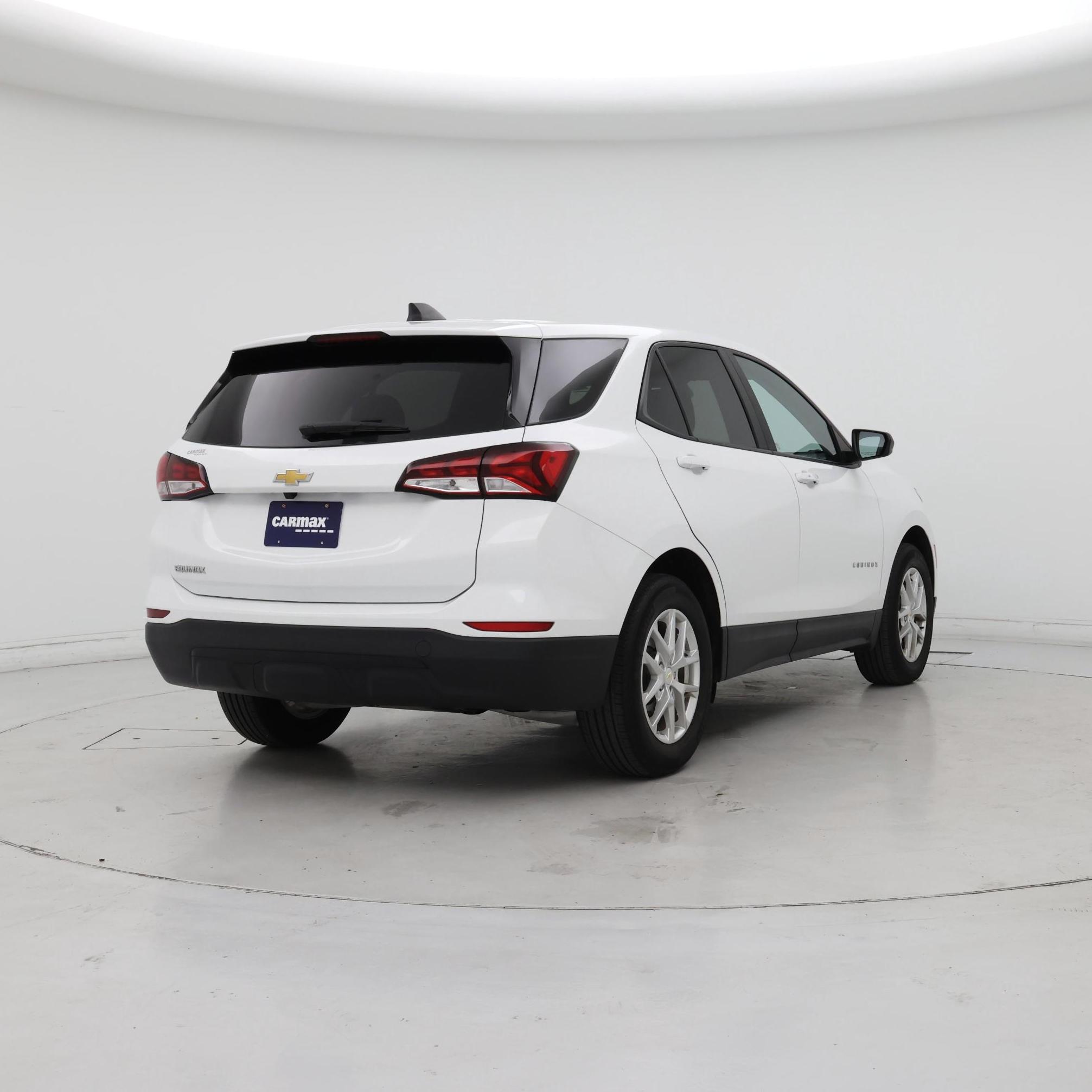 Thumbnail: 2022 Chevrolet Equinox - 8
