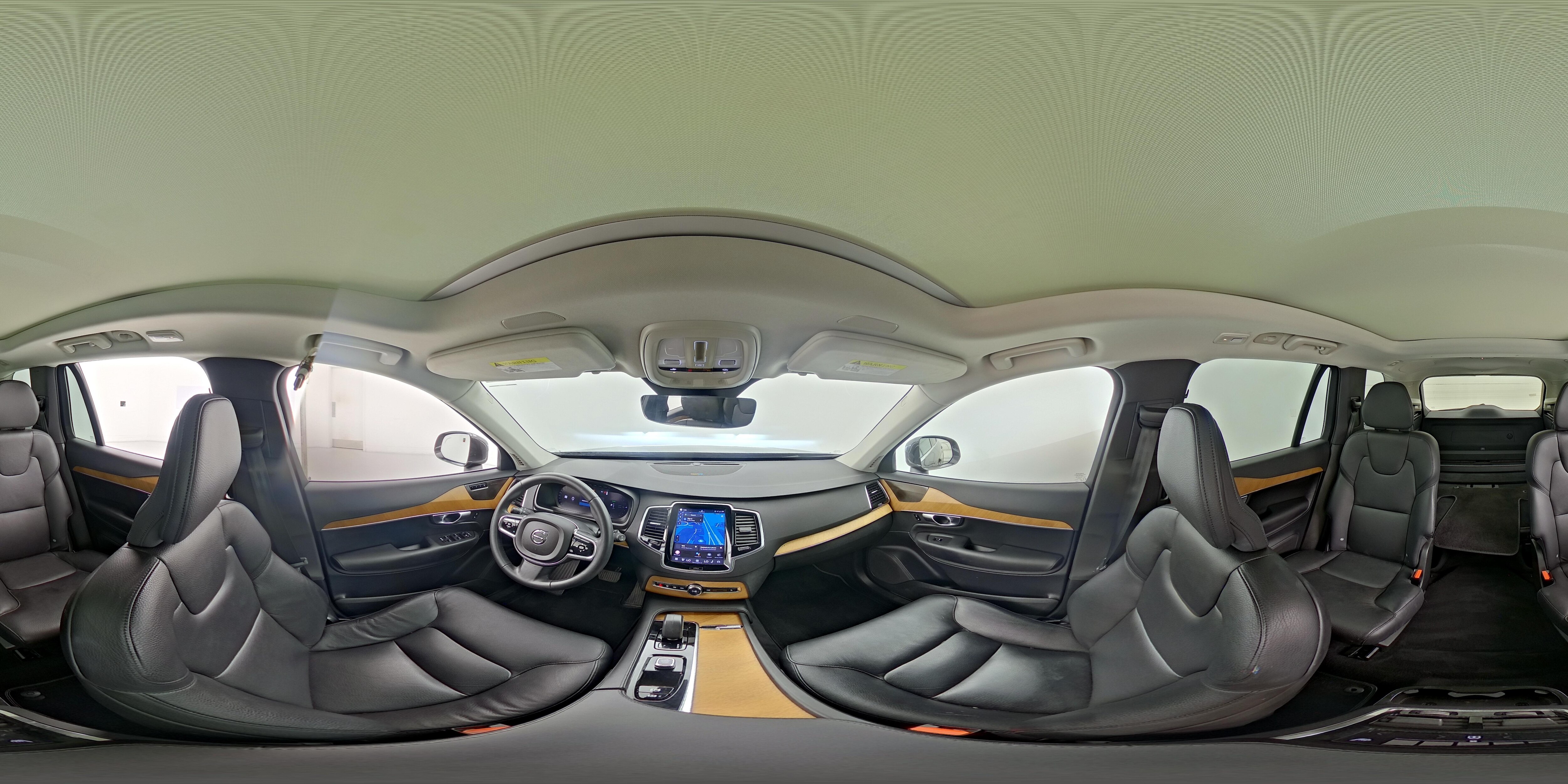 2023 Volvo XC90 Plus - Photo 28