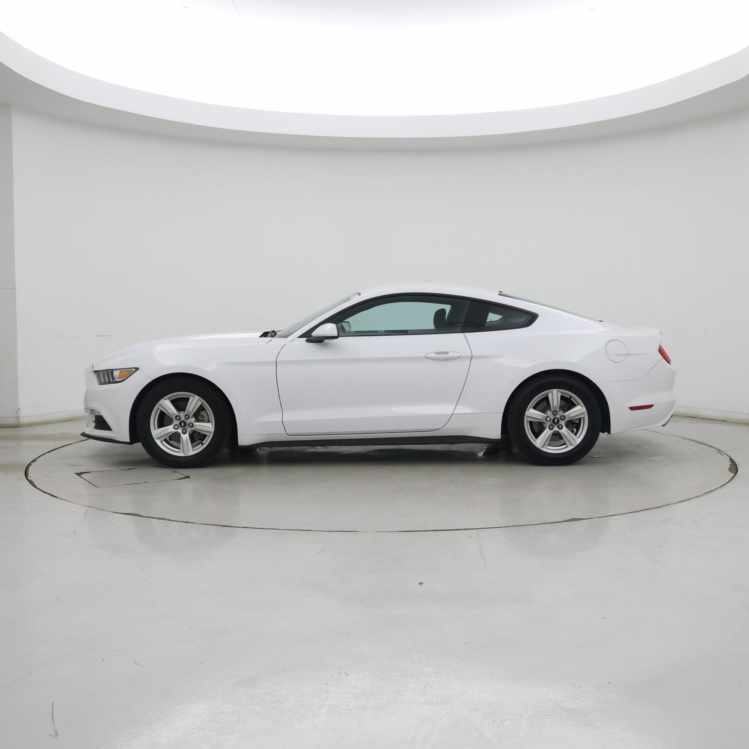 Thumbnail: 2017 Ford Mustang - 3