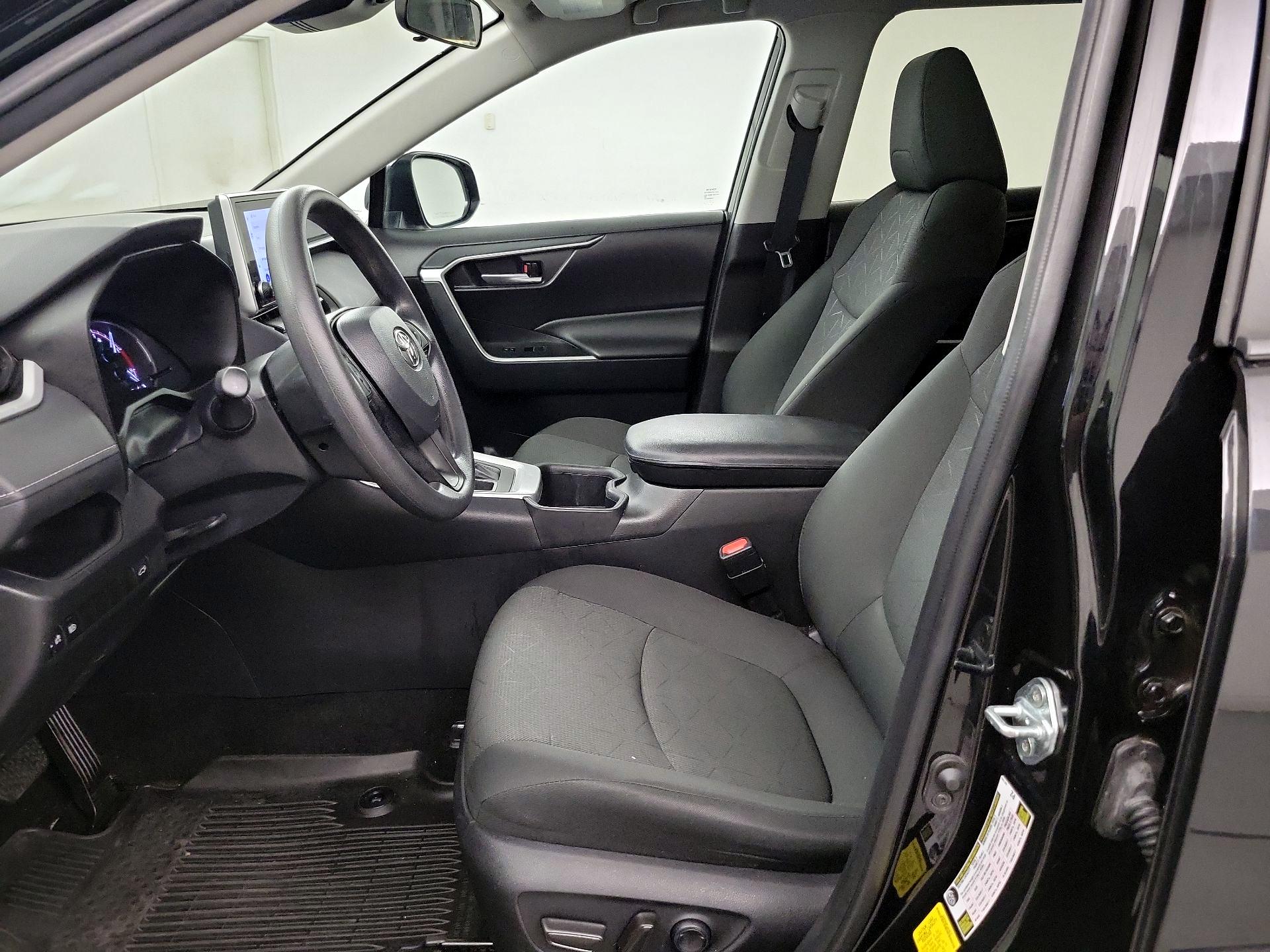 Thumbnail: 2024 Toyota RAV4 - 9