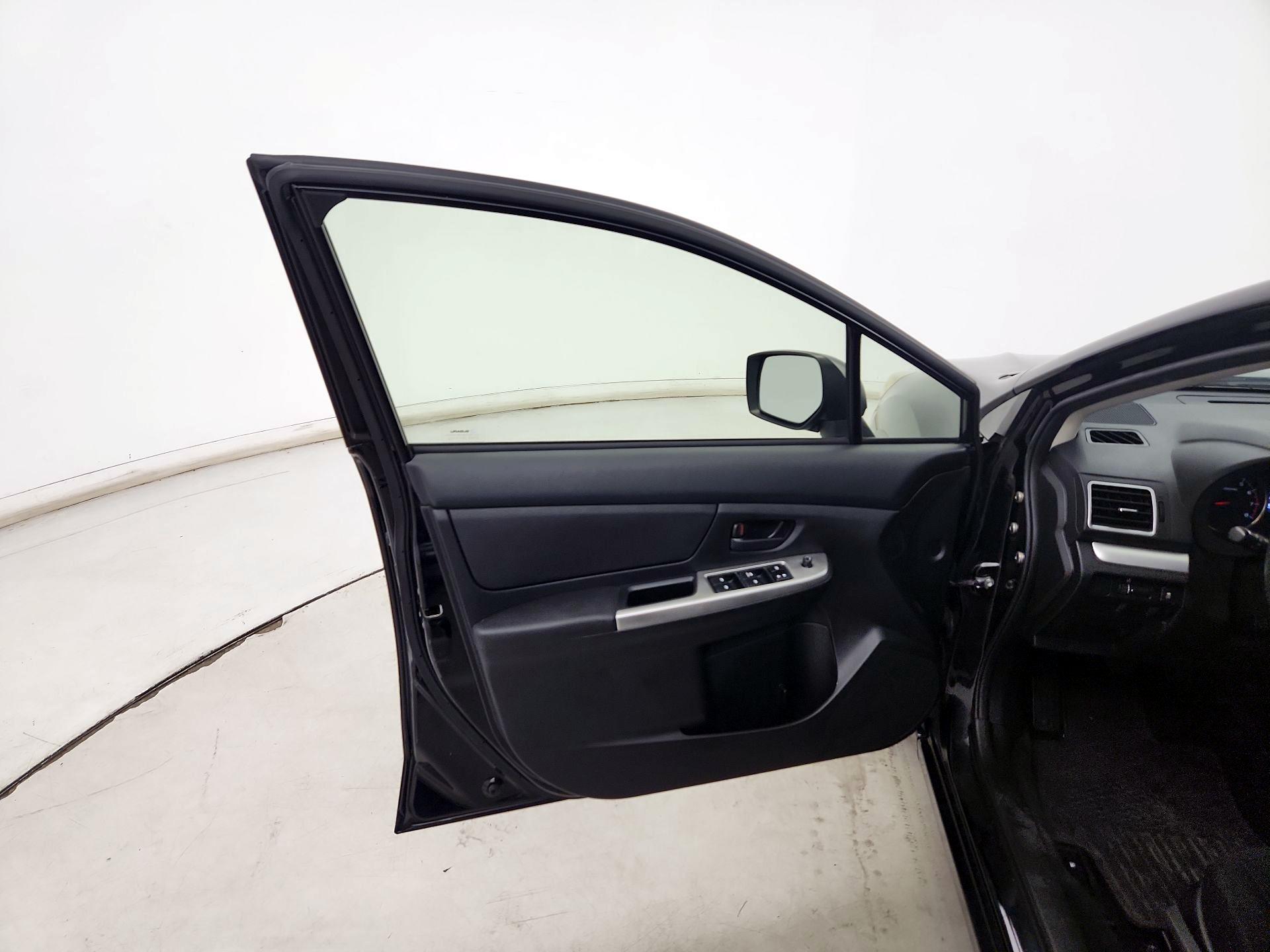 Thumbnail: 2015 Subaru Impreza - 10
