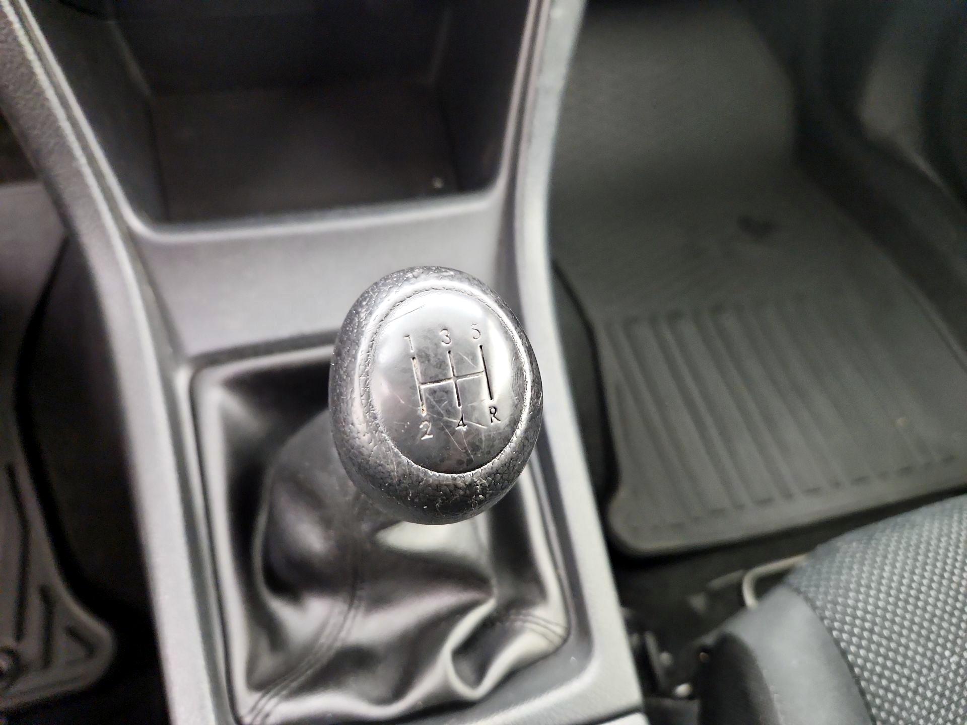 Thumbnail: 2015 Subaru Impreza - 15
