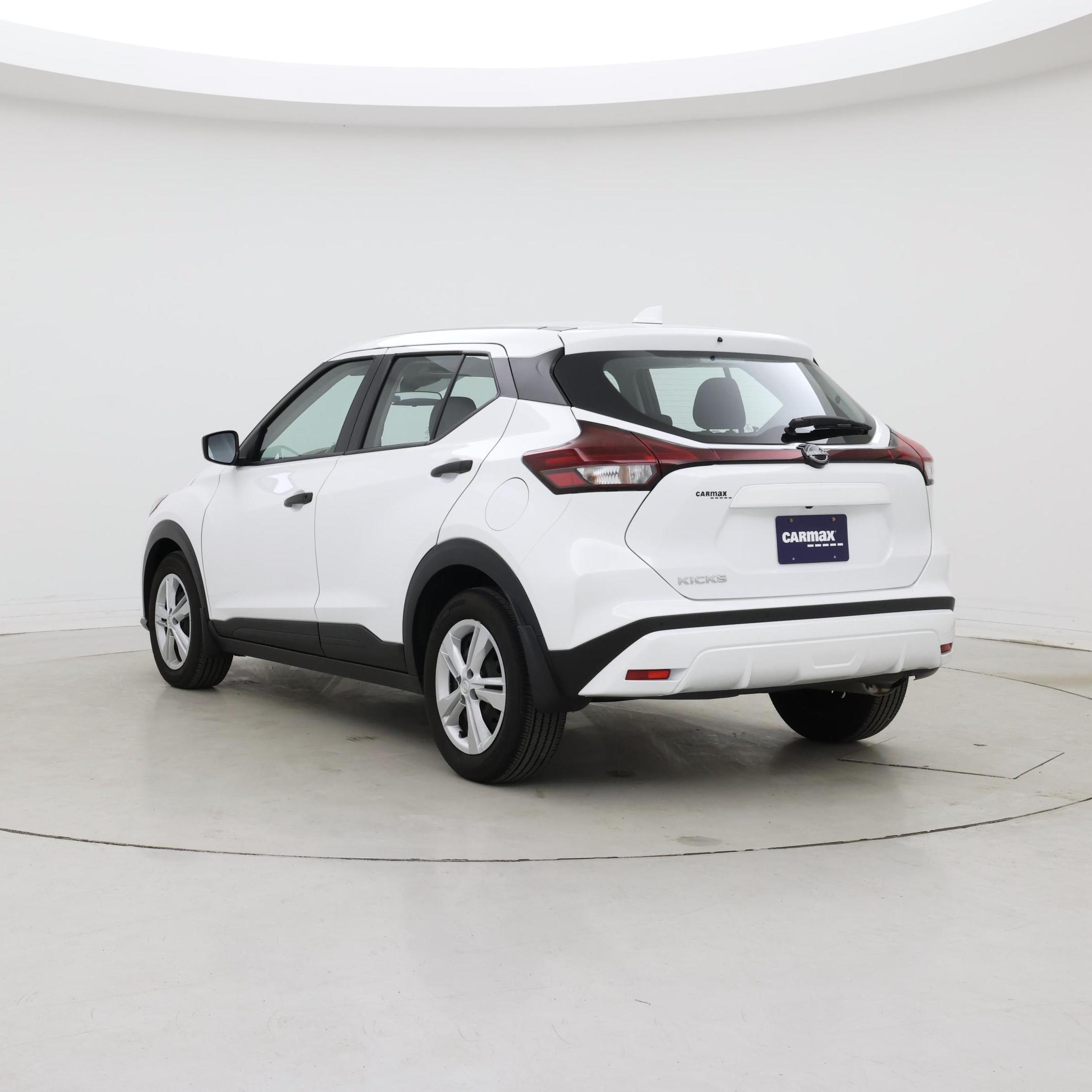Thumbnail: 2024 Nissan Kicks - 2