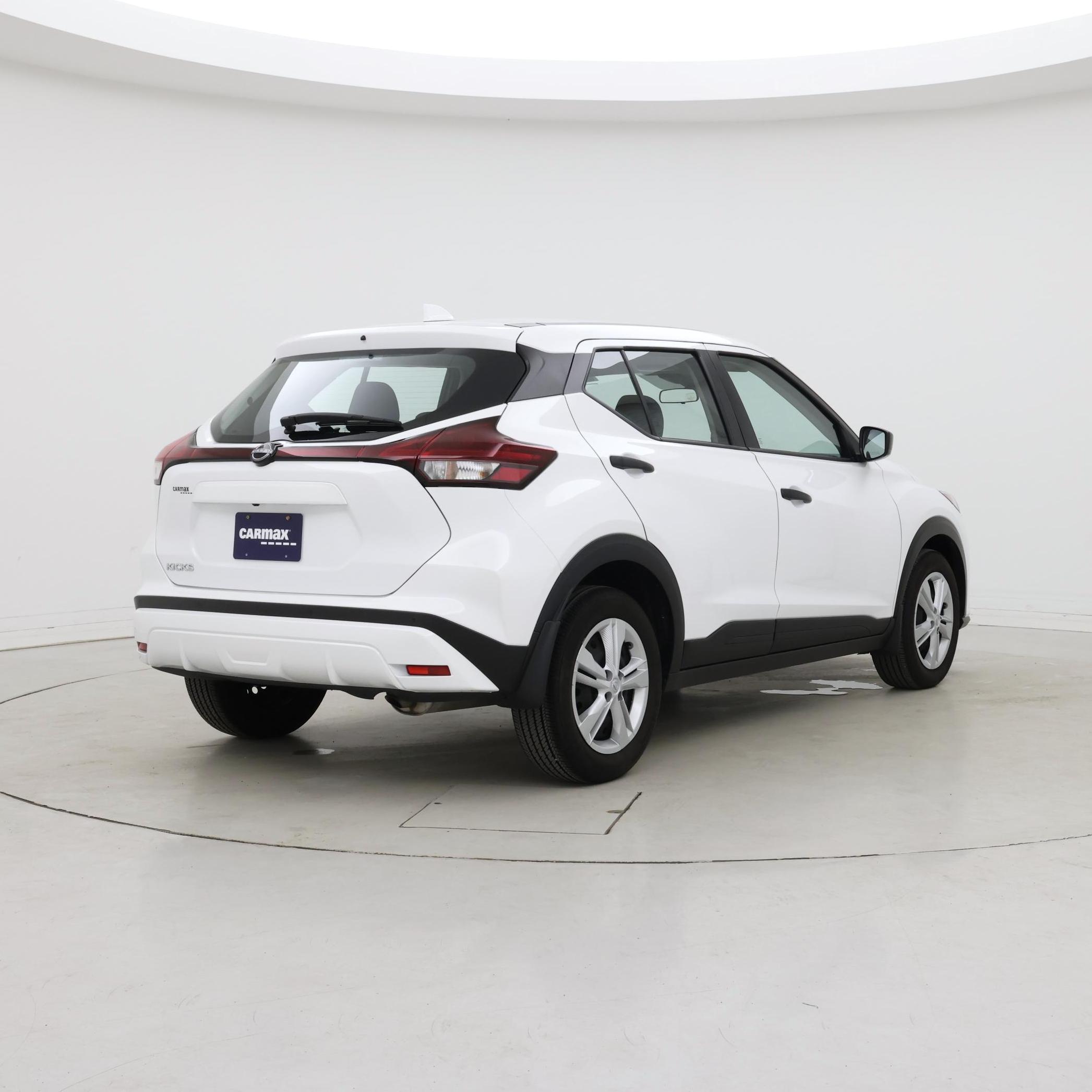 Thumbnail: 2024 Nissan Kicks - 8