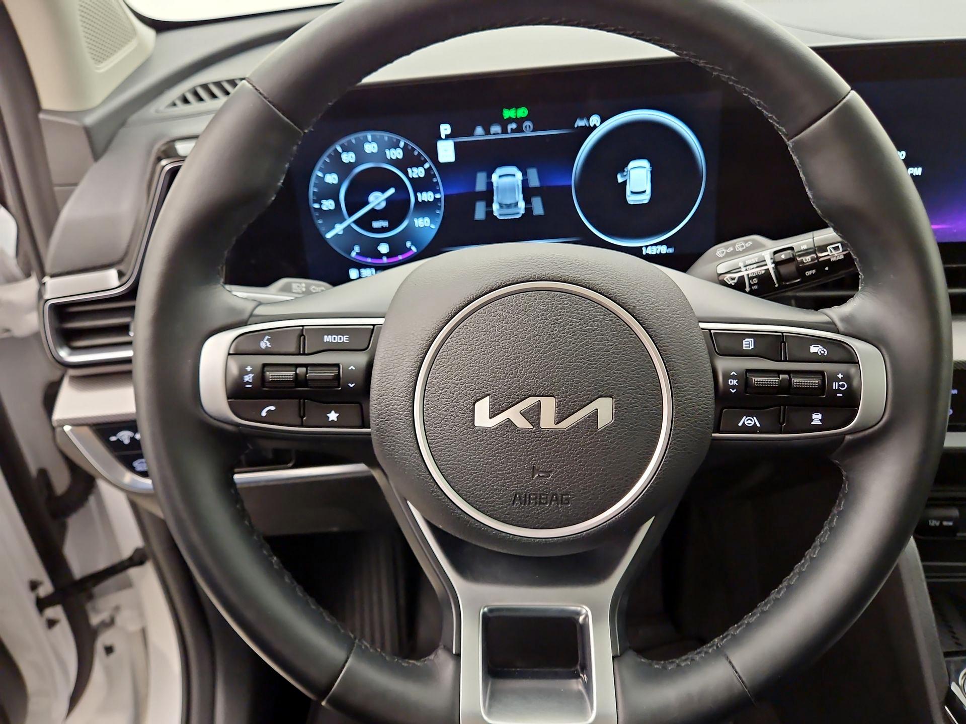 Thumbnail: 2023 Kia Sportage - 10