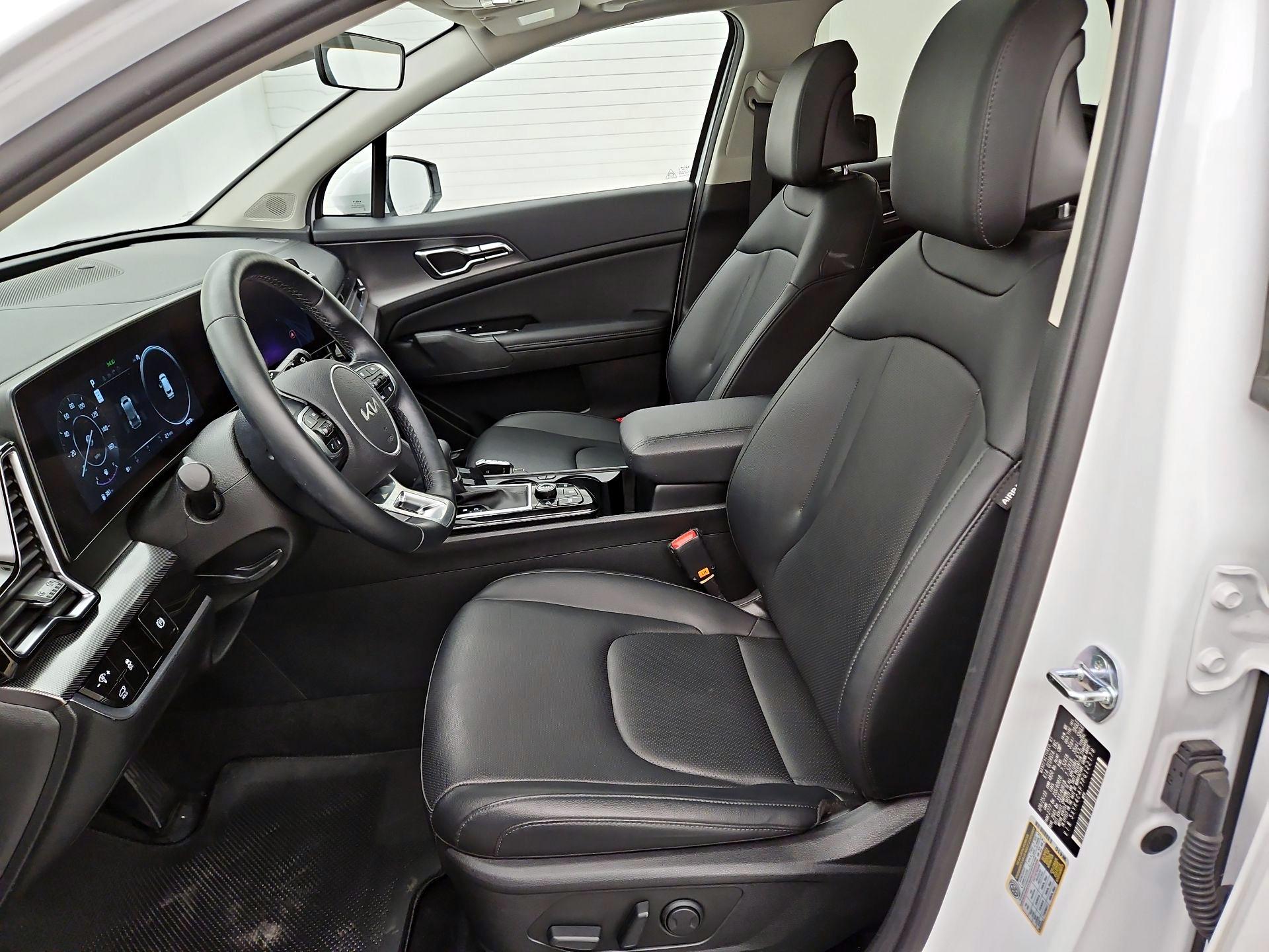 Thumbnail: 2023 Kia Sportage - 11