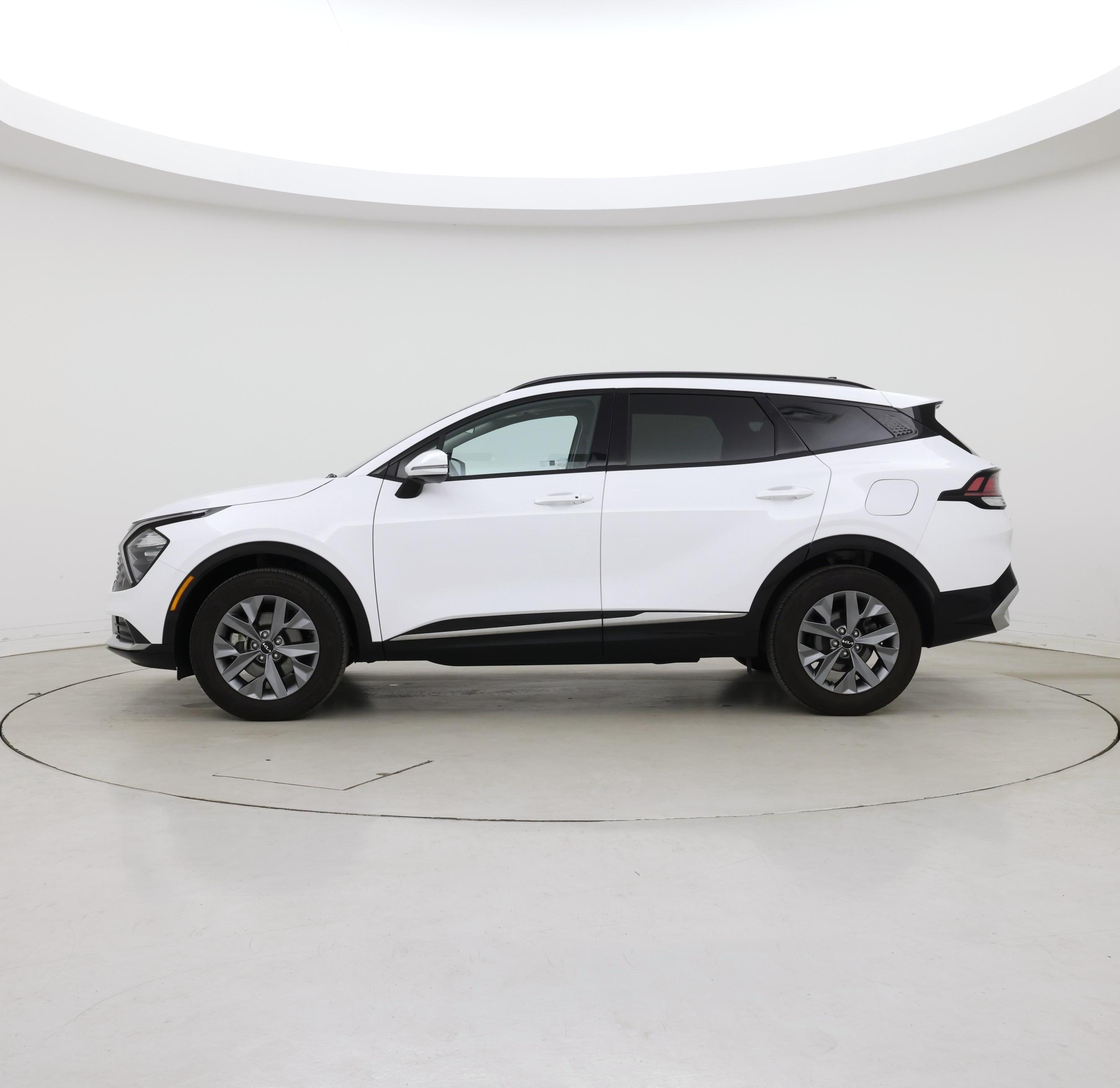 Thumbnail: 2023 Kia Sportage - 3