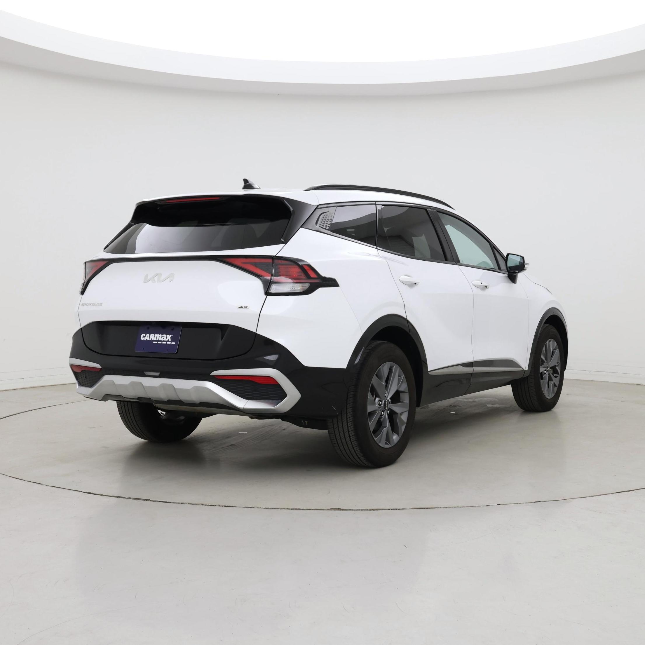 Thumbnail: 2023 Kia Sportage - 8