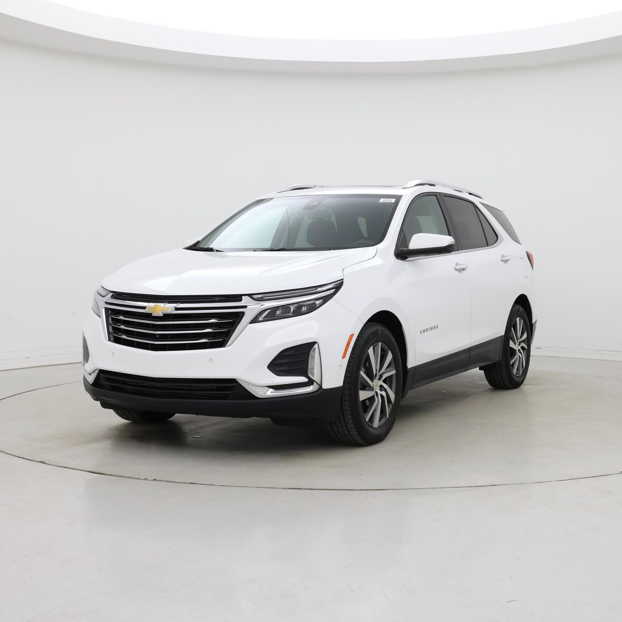 Thumbnail: 2022 Chevrolet Equinox - 4