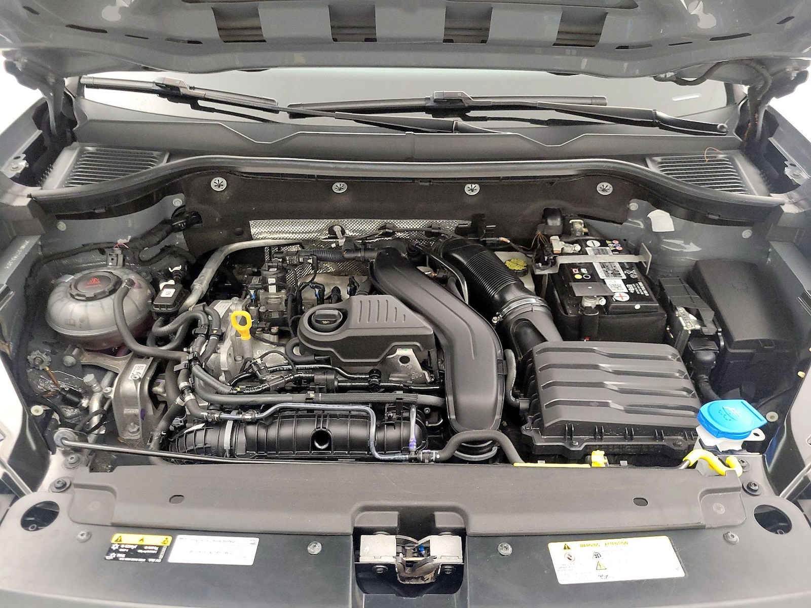 2023 Volkswagen Taos SE - Photo 23