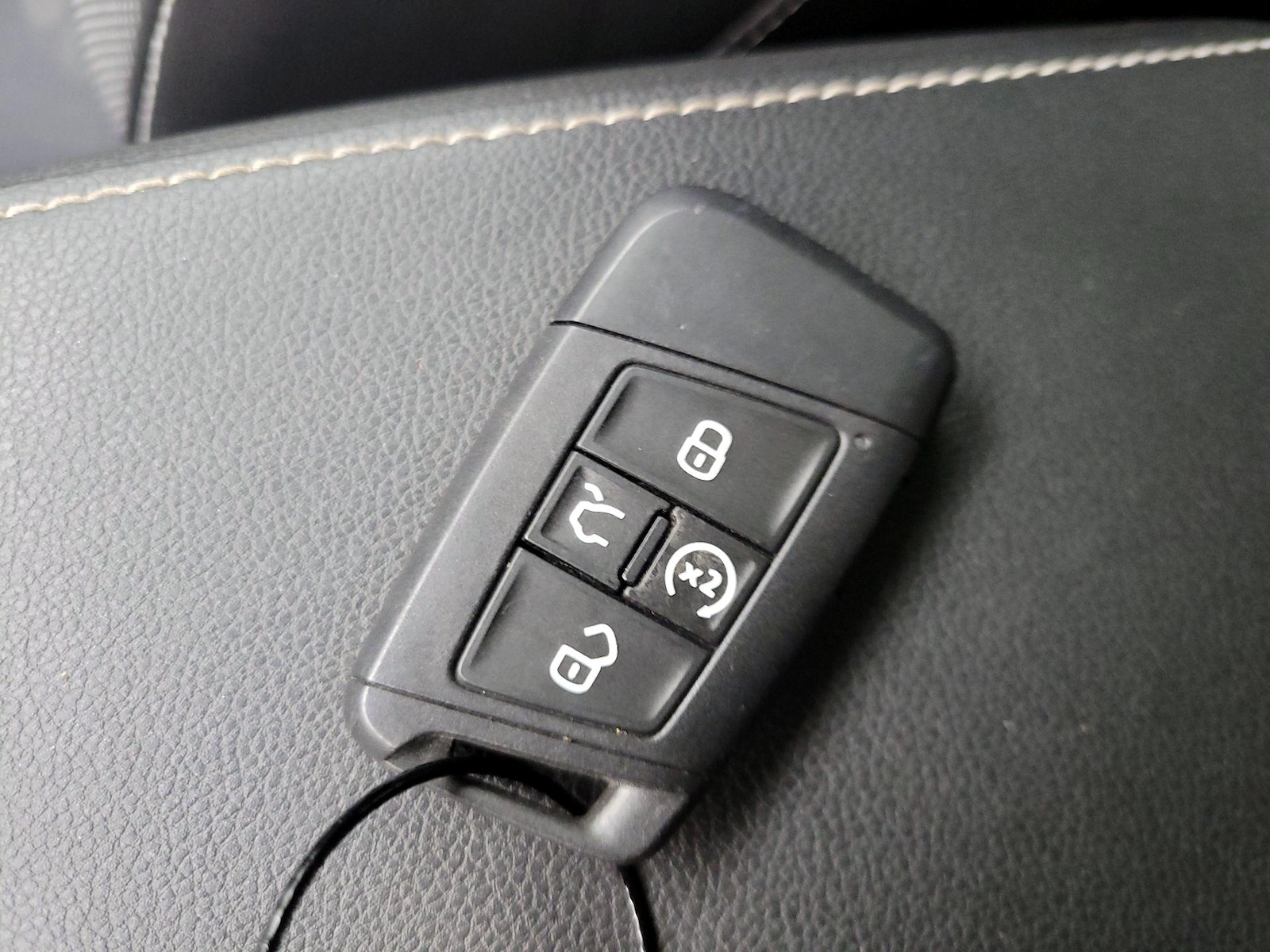 2023 Volkswagen Taos SE - Photo 24