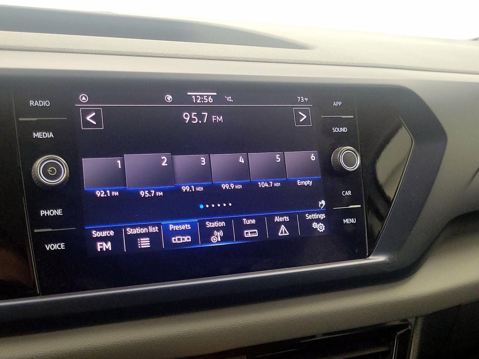 2022 Volkswagen Taos SE - Photo 16
