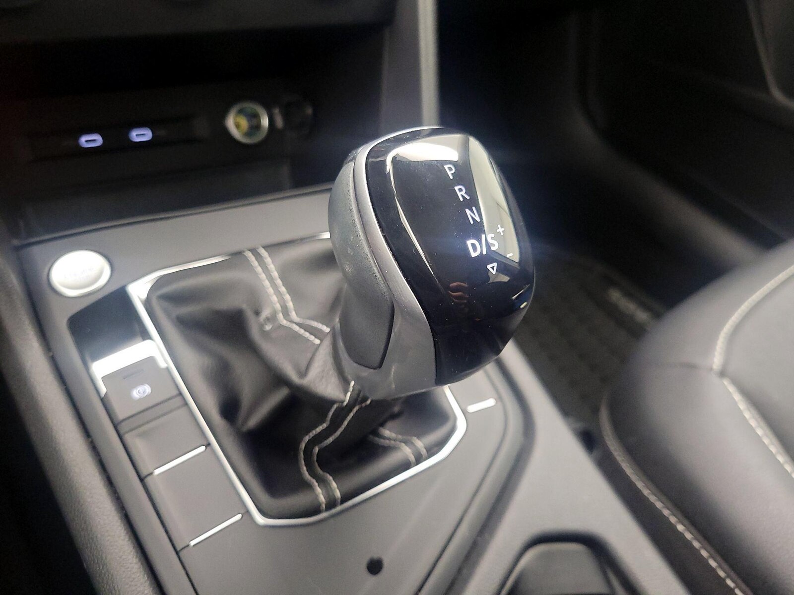 2022 Volkswagen Taos SE - Photo 18