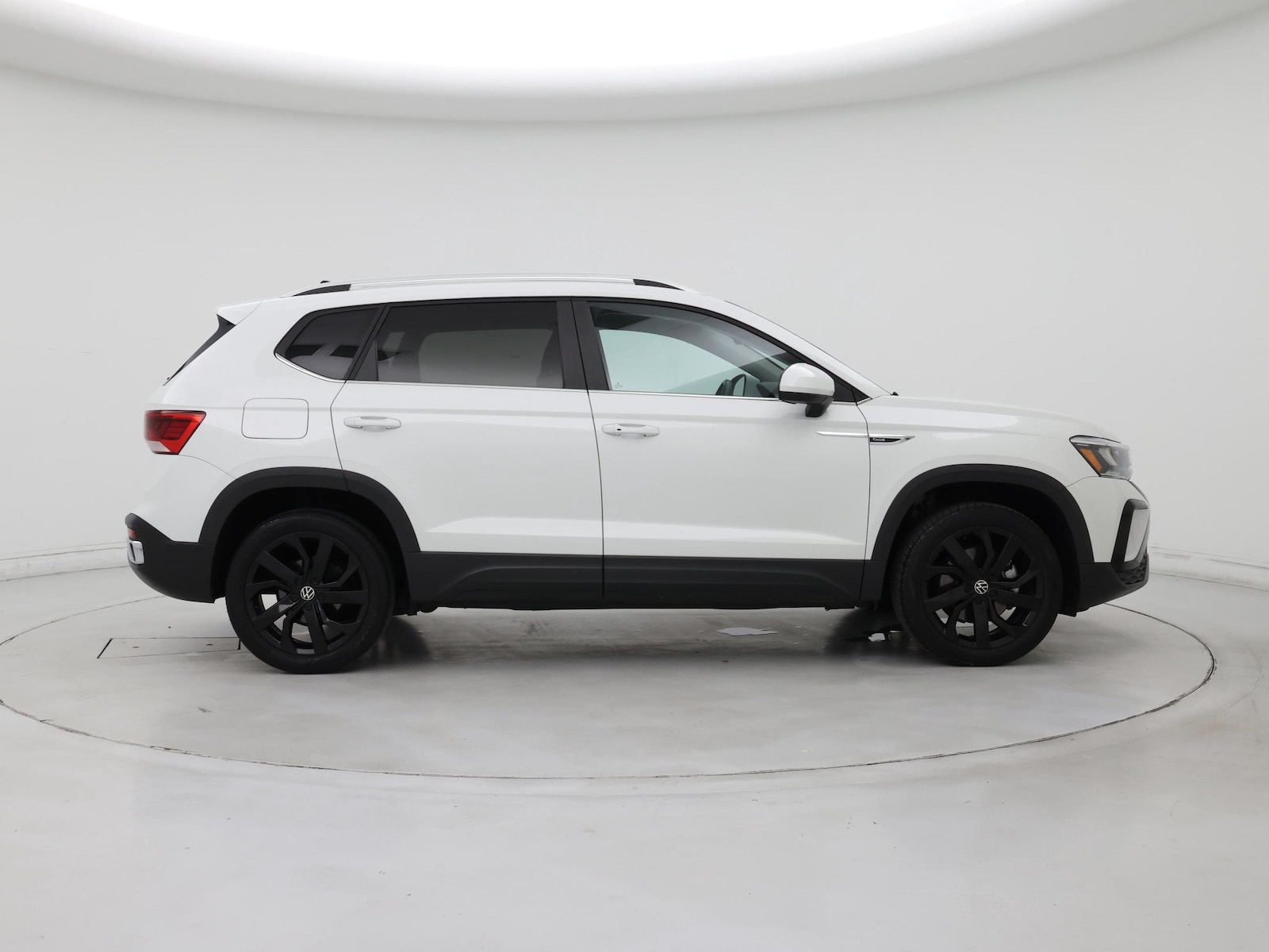 2022 Volkswagen Taos SE - Photo 8