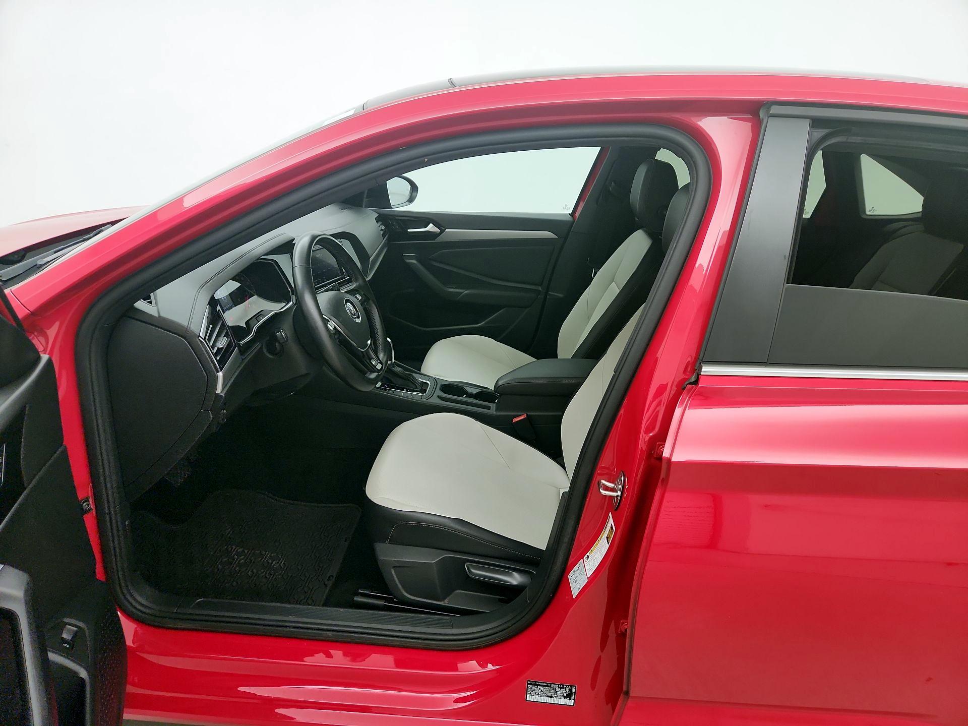 Thumbnail: 2019 Volkswagen Jetta - 11
