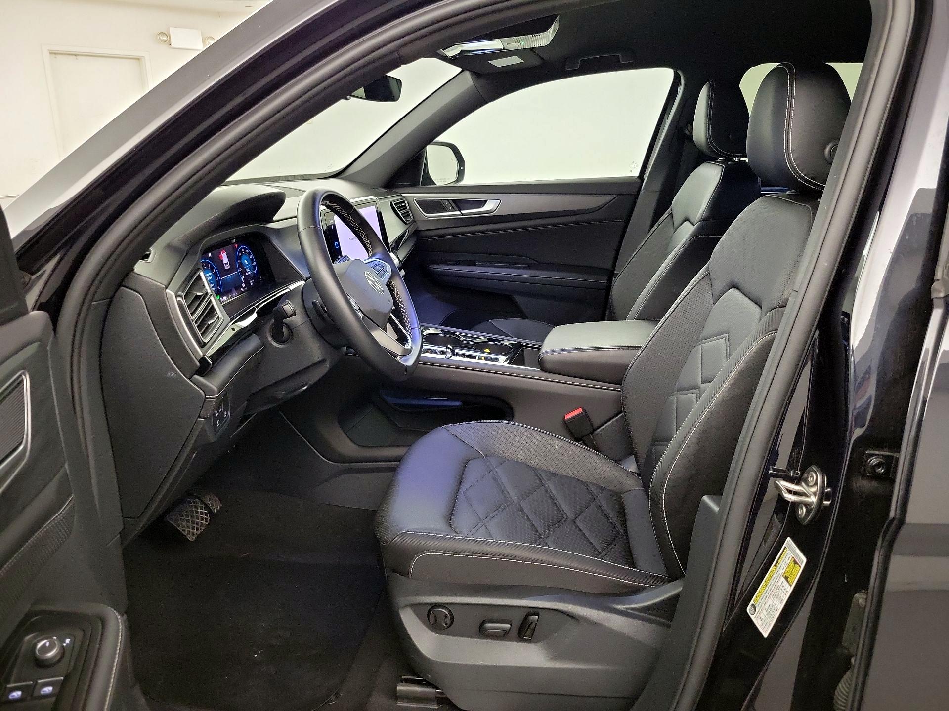 Thumbnail: 2025 Volkswagen Atlas - 9