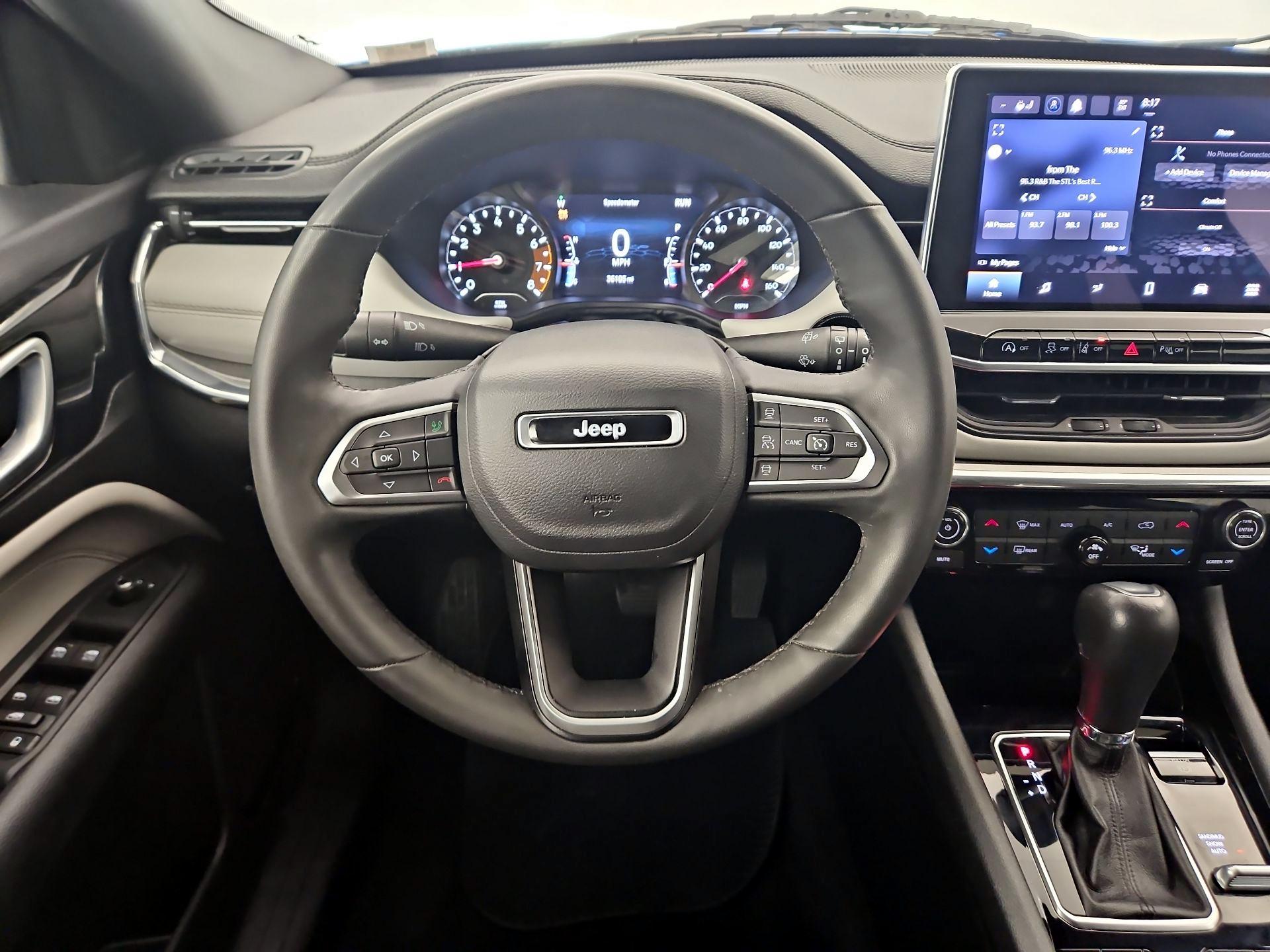 Thumbnail: 2023 Jeep Compass - 10