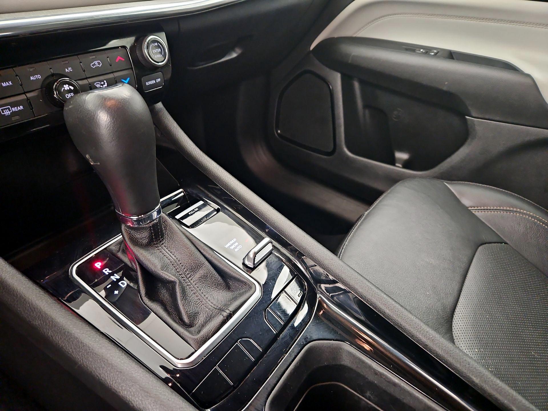 Thumbnail: 2023 Jeep Compass - 17