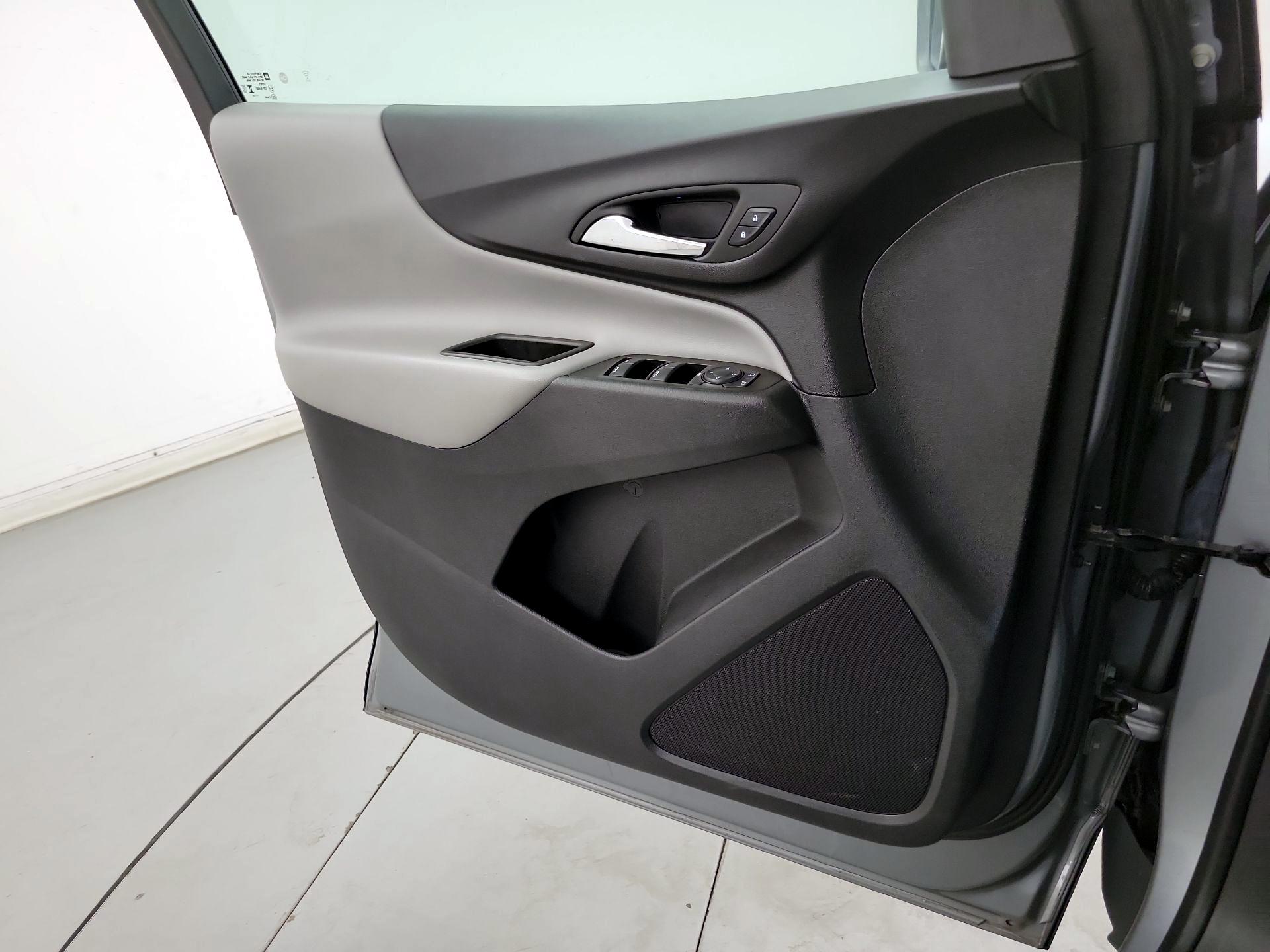 Thumbnail: 2023 Chevrolet Equinox - 10