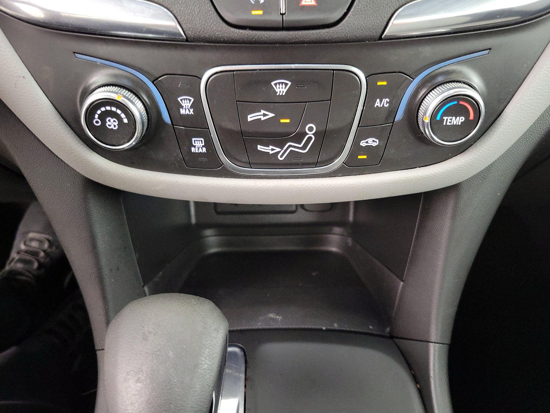 Thumbnail: 2023 Chevrolet Equinox - 15
