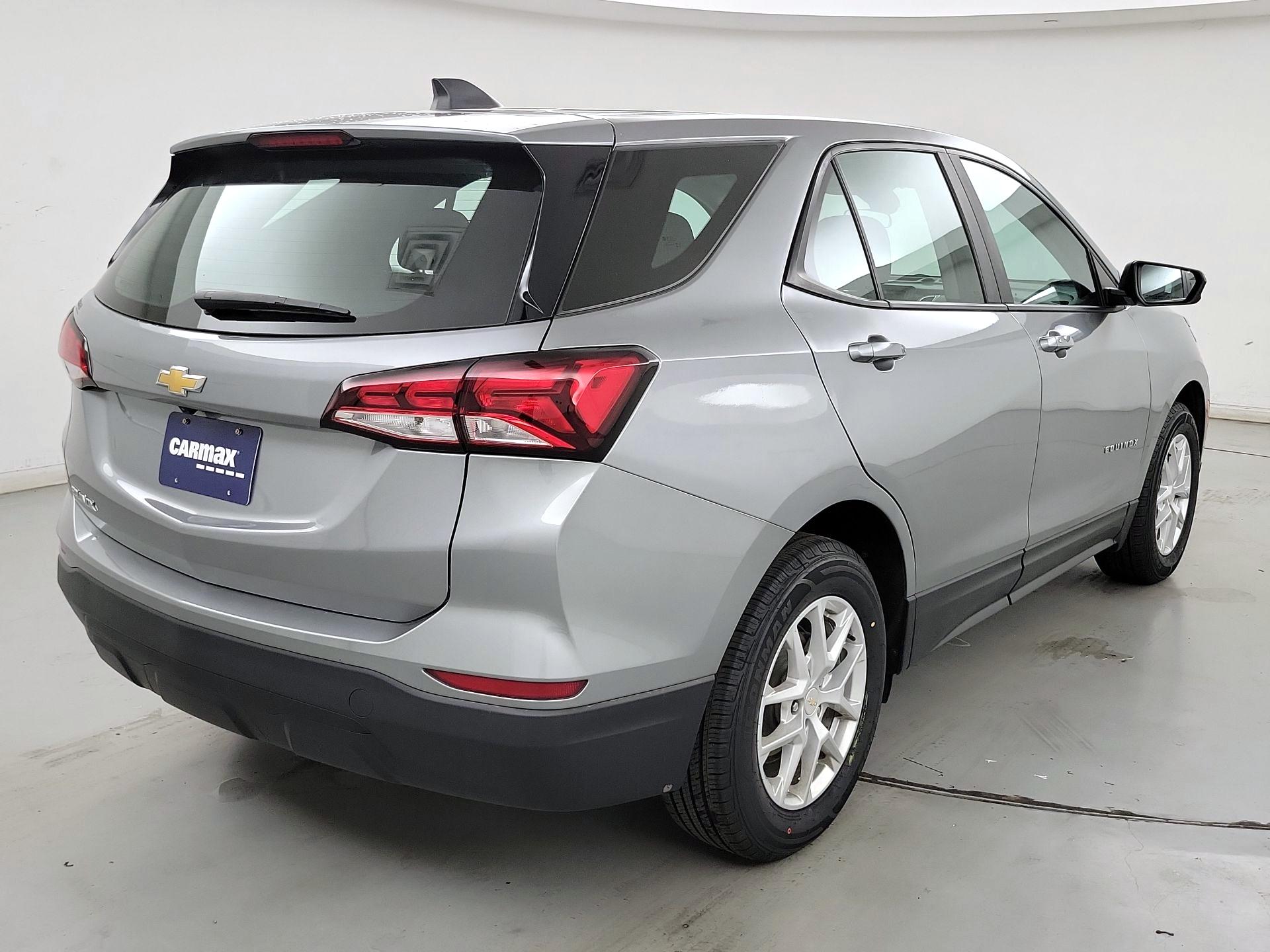 Thumbnail: 2023 Chevrolet Equinox - 5