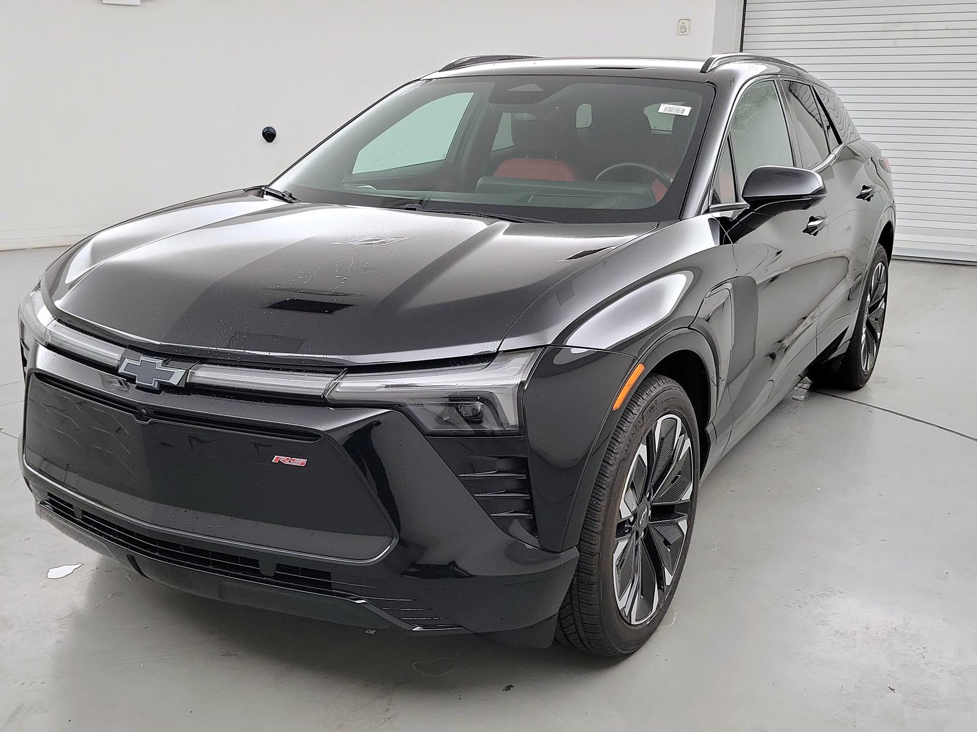 Thumbnail: 2024 Chevrolet Blazer EV - 3