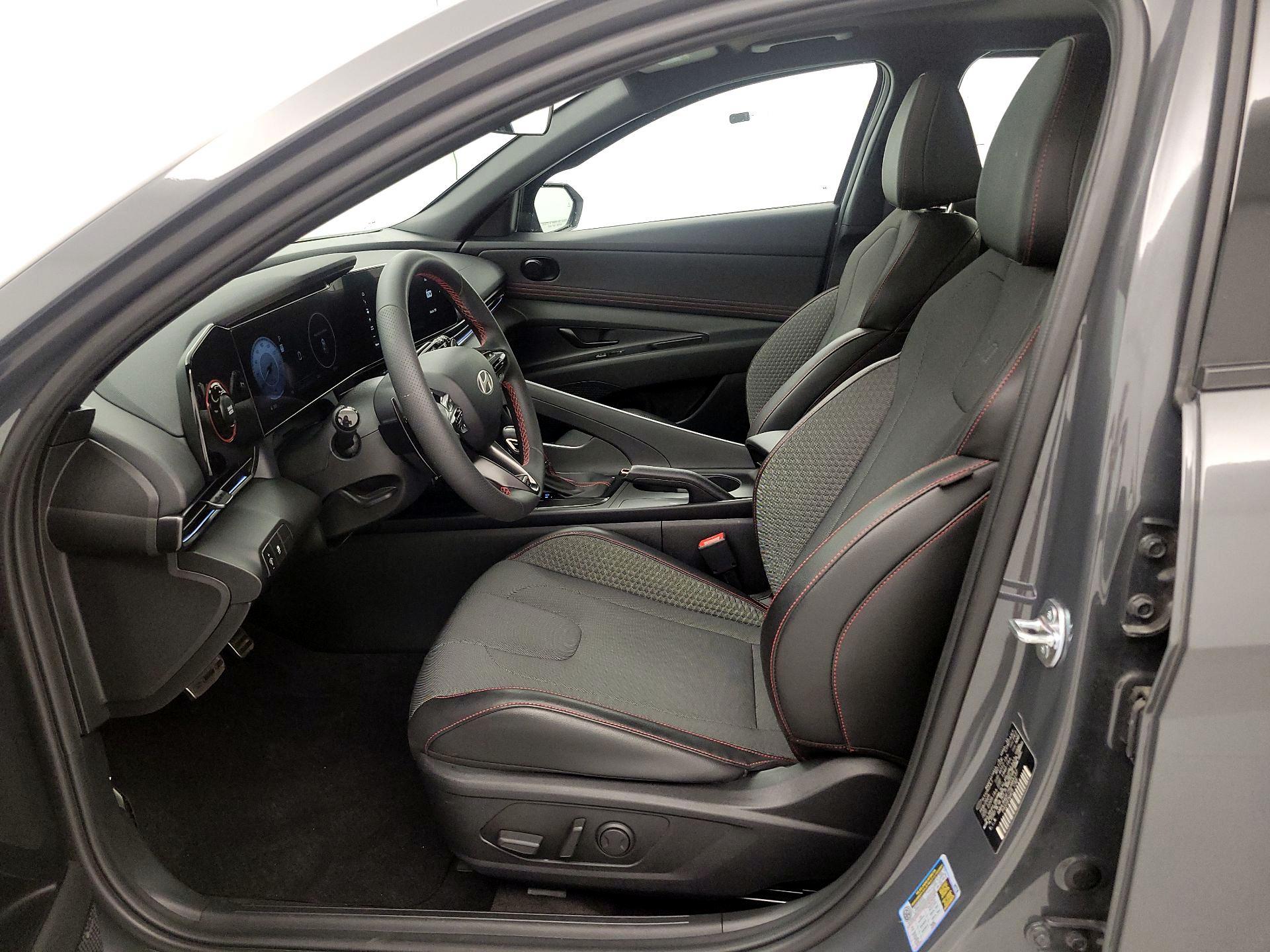 Thumbnail: 2025 Hyundai Elantra - 11
