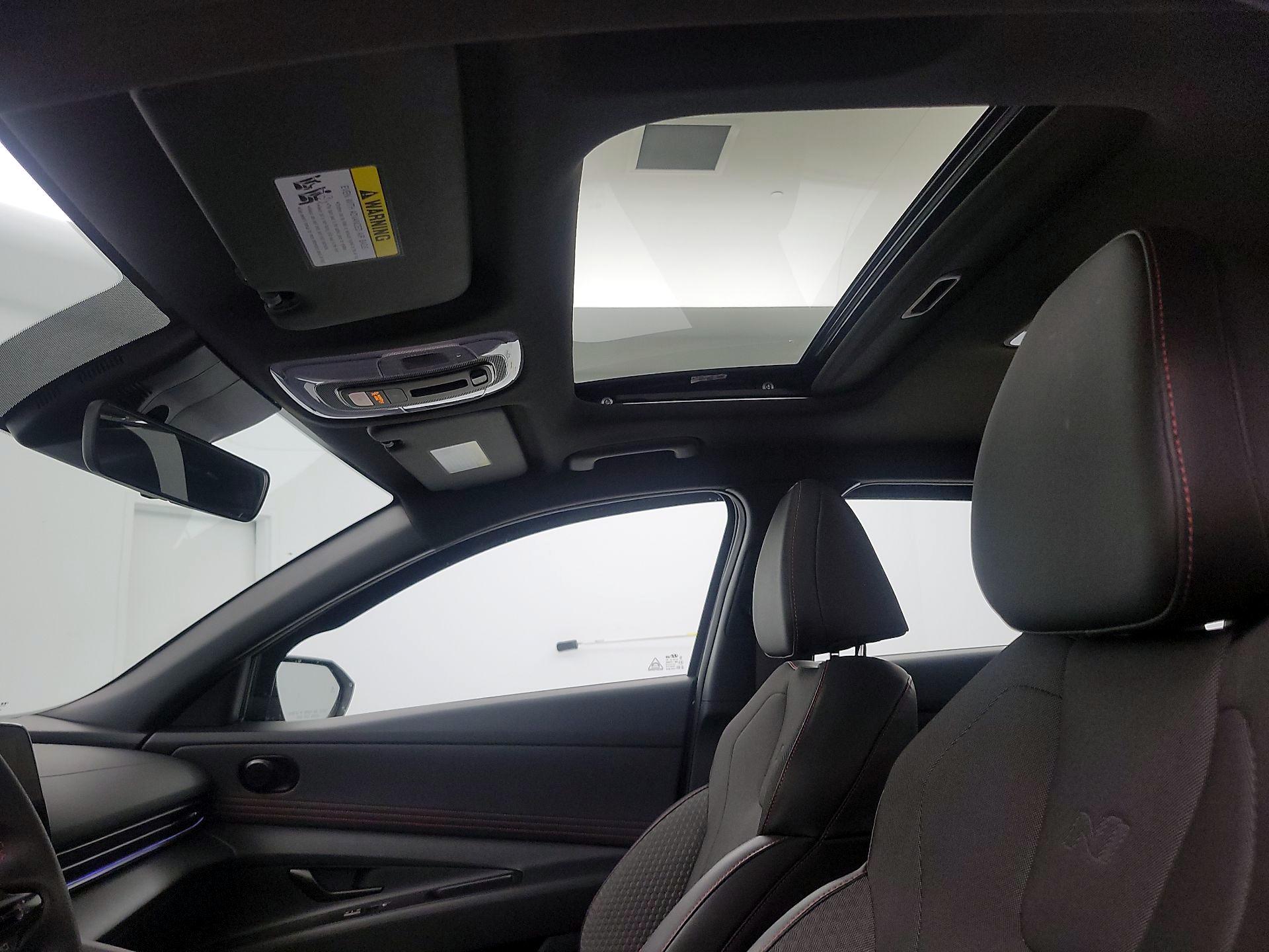 Thumbnail: 2025 Hyundai Elantra - 20