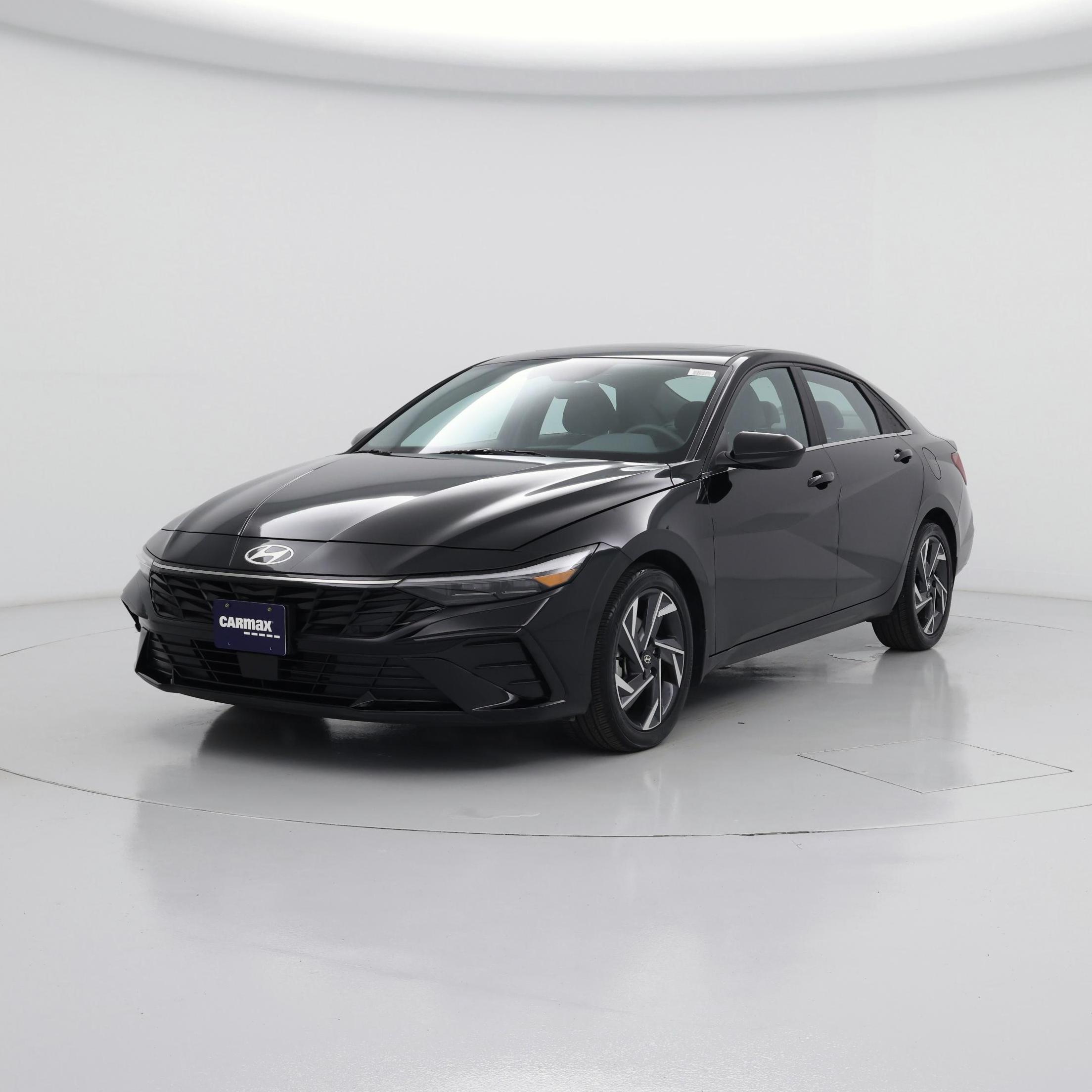 Thumbnail: 2024 Hyundai Elantra - 4