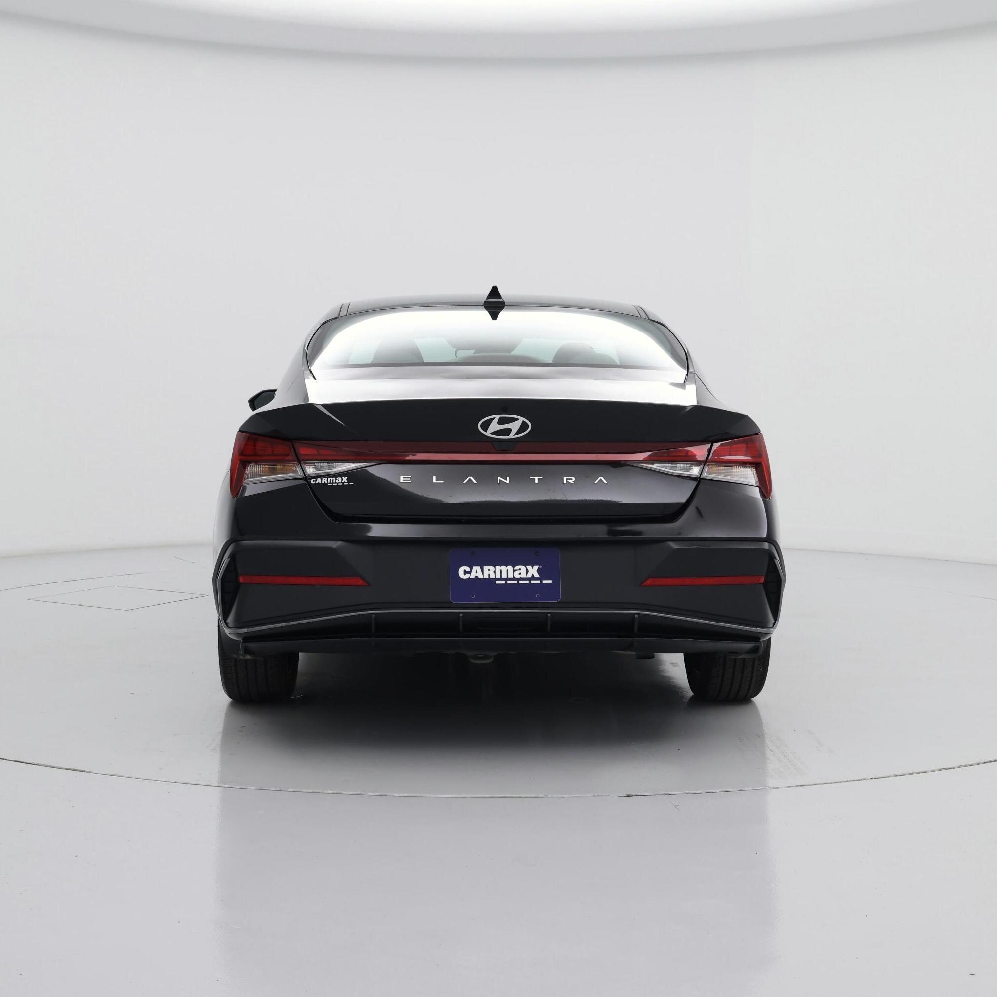 Thumbnail: 2024 Hyundai Elantra - 6