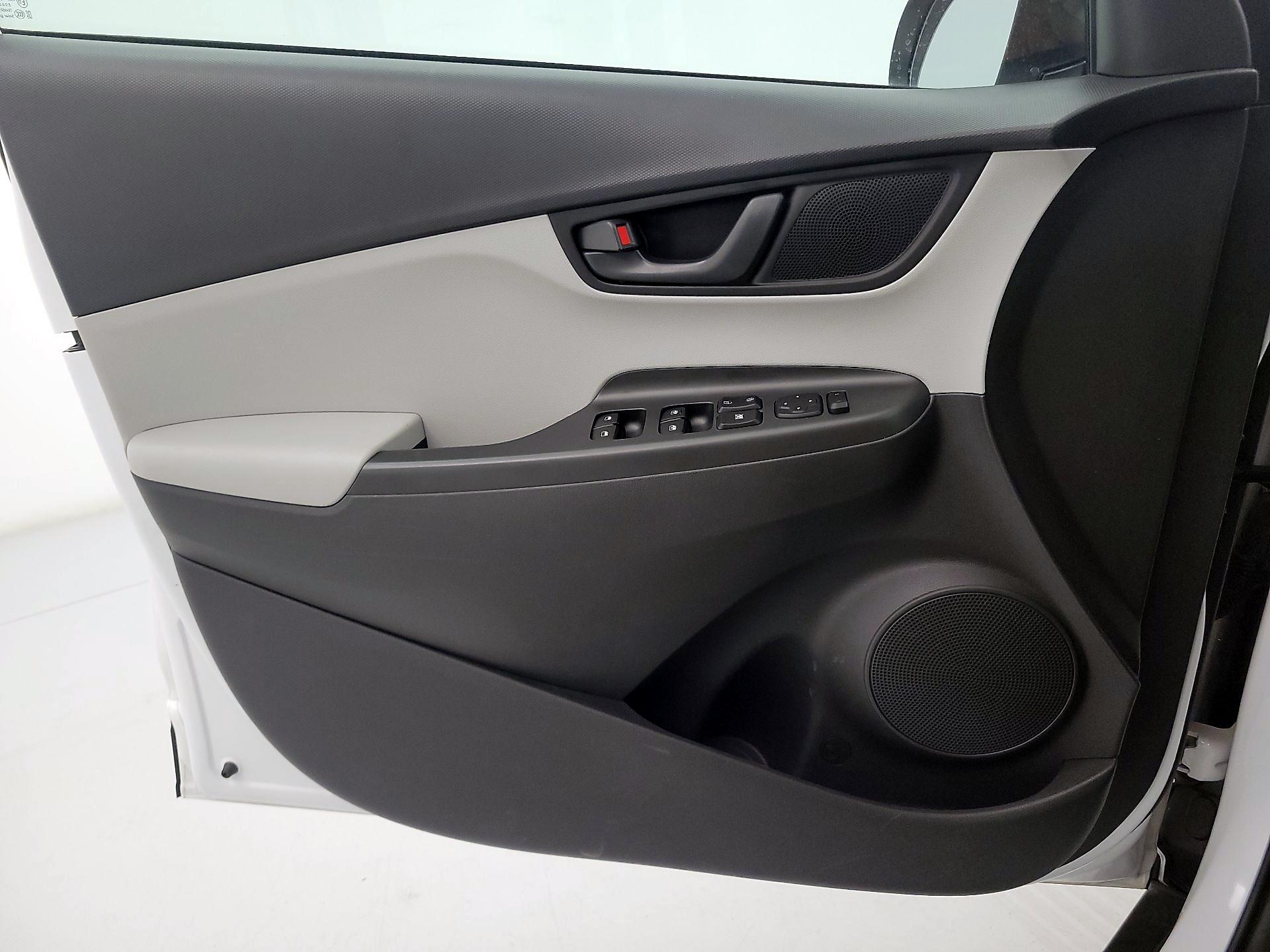 Thumbnail: 2023 Hyundai Kona - 12