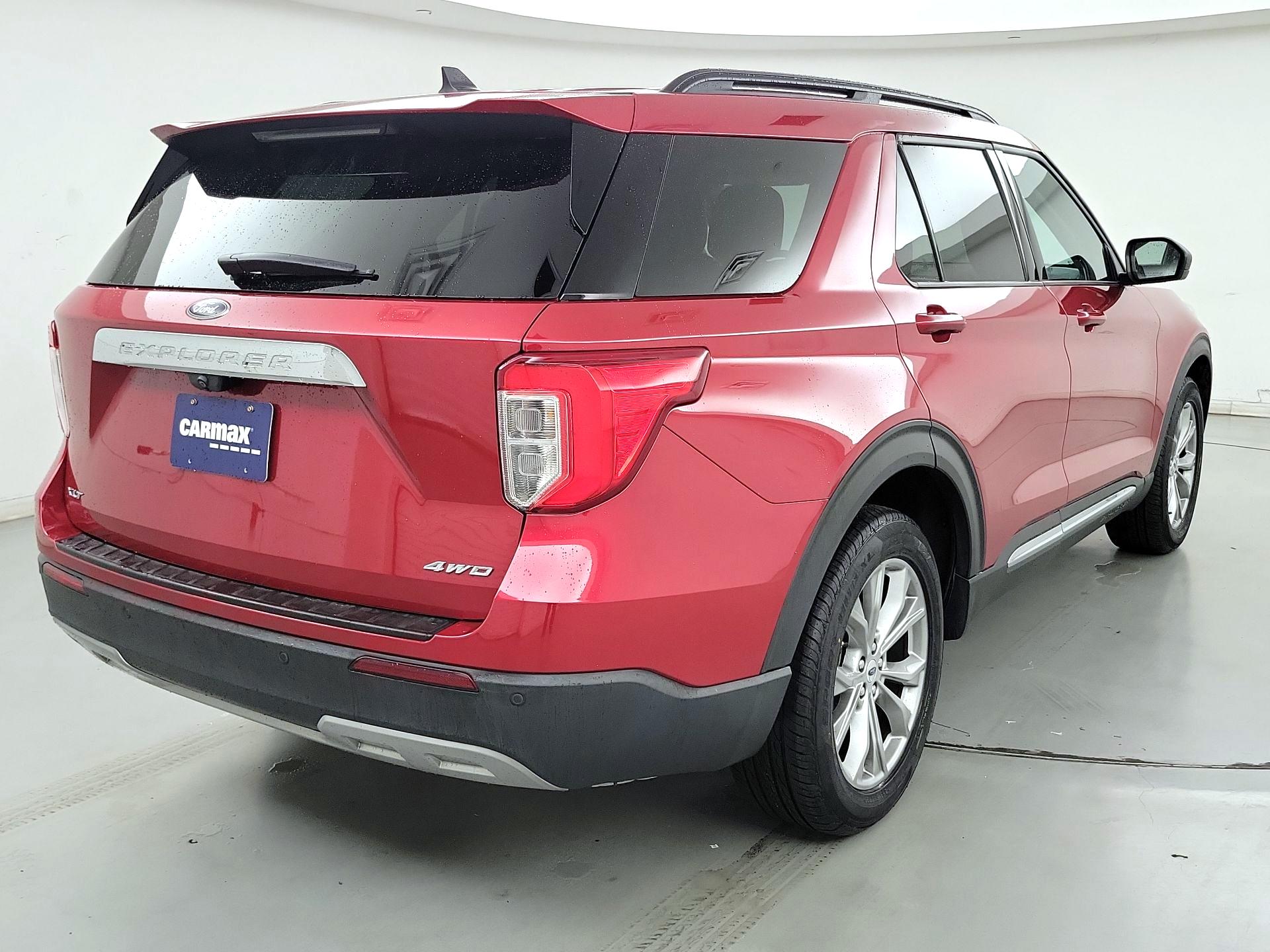 Thumbnail: 2022 Ford Explorer - 5