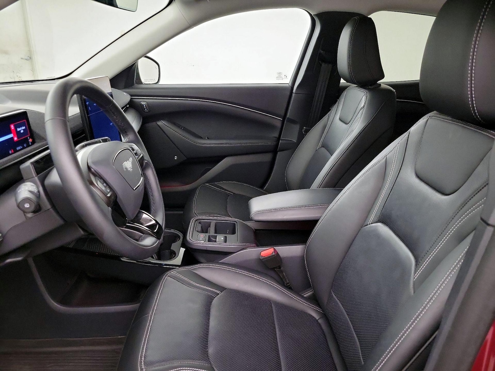 2025 Ford Mustang Mach-E Premium AWD - Photo 10