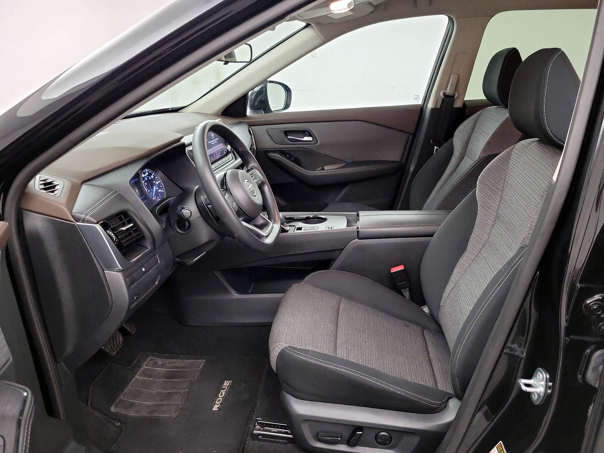 Thumbnail: 2021 Nissan Rogue - 11