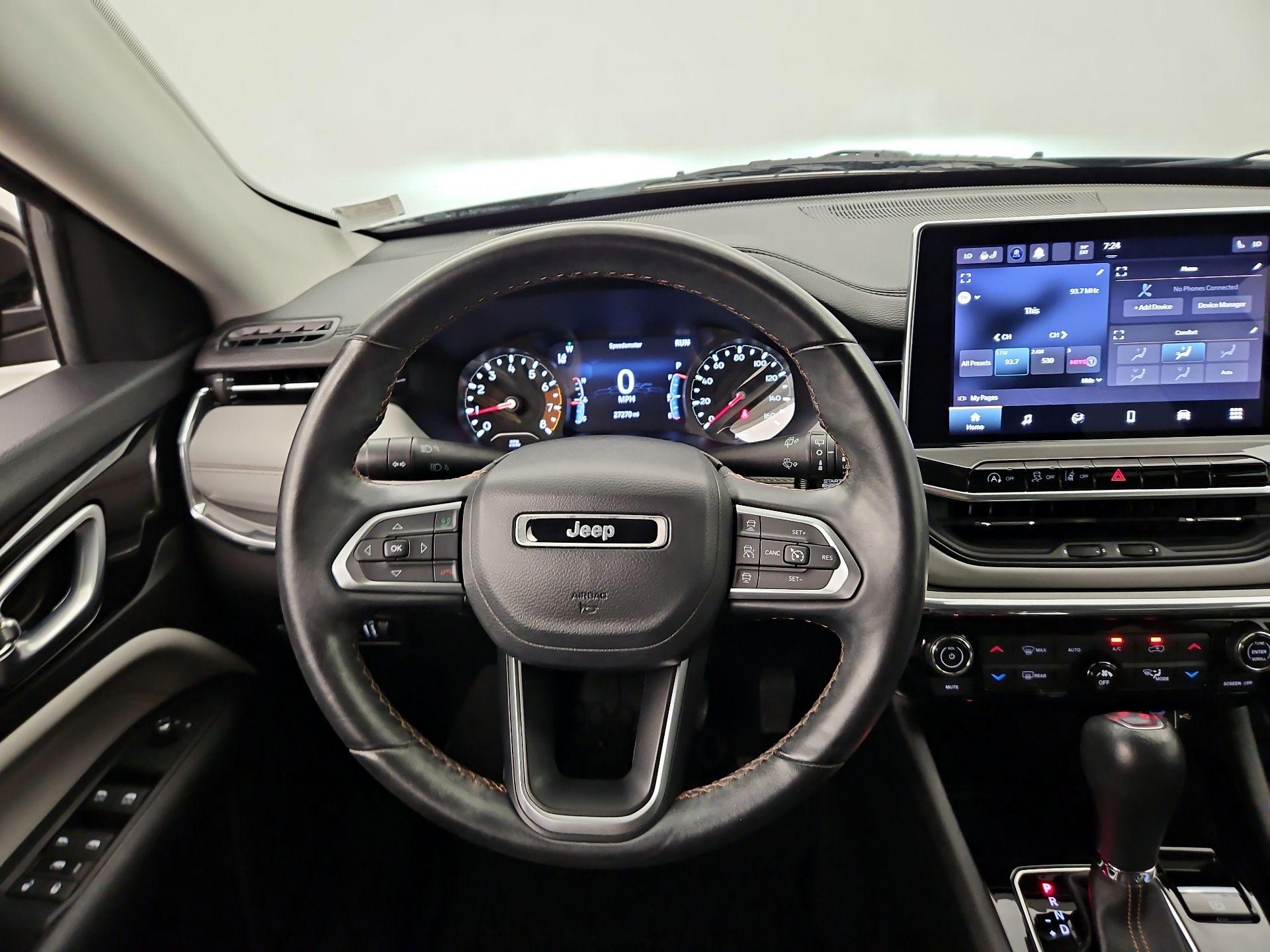 Thumbnail: 2022 Jeep Compass - 10