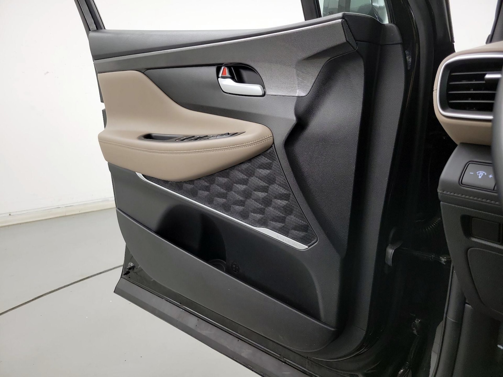2023 Hyundai Santa Fe SEL - Photo 11