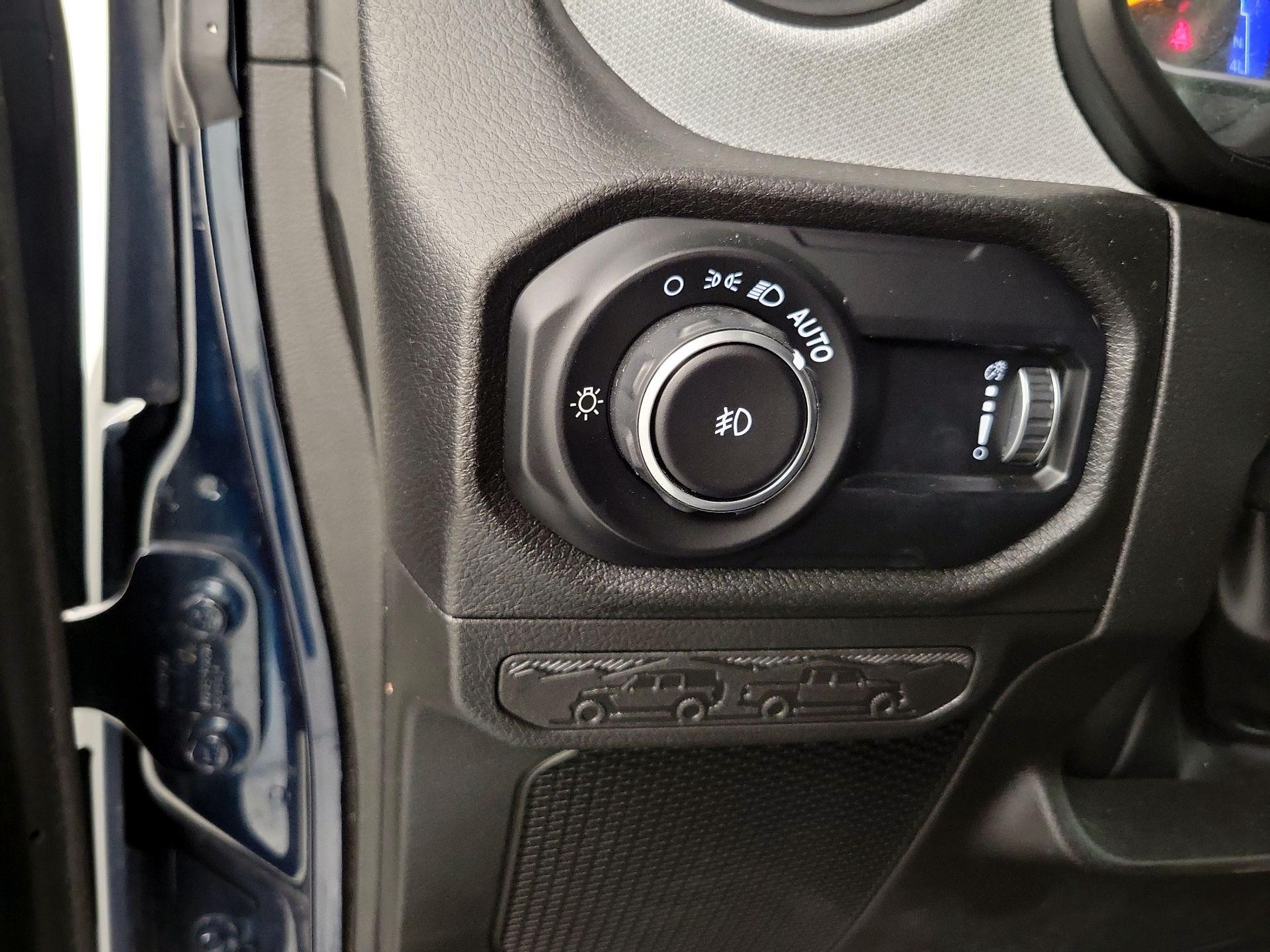 Thumbnail: 2025 Jeep Wrangler - 11