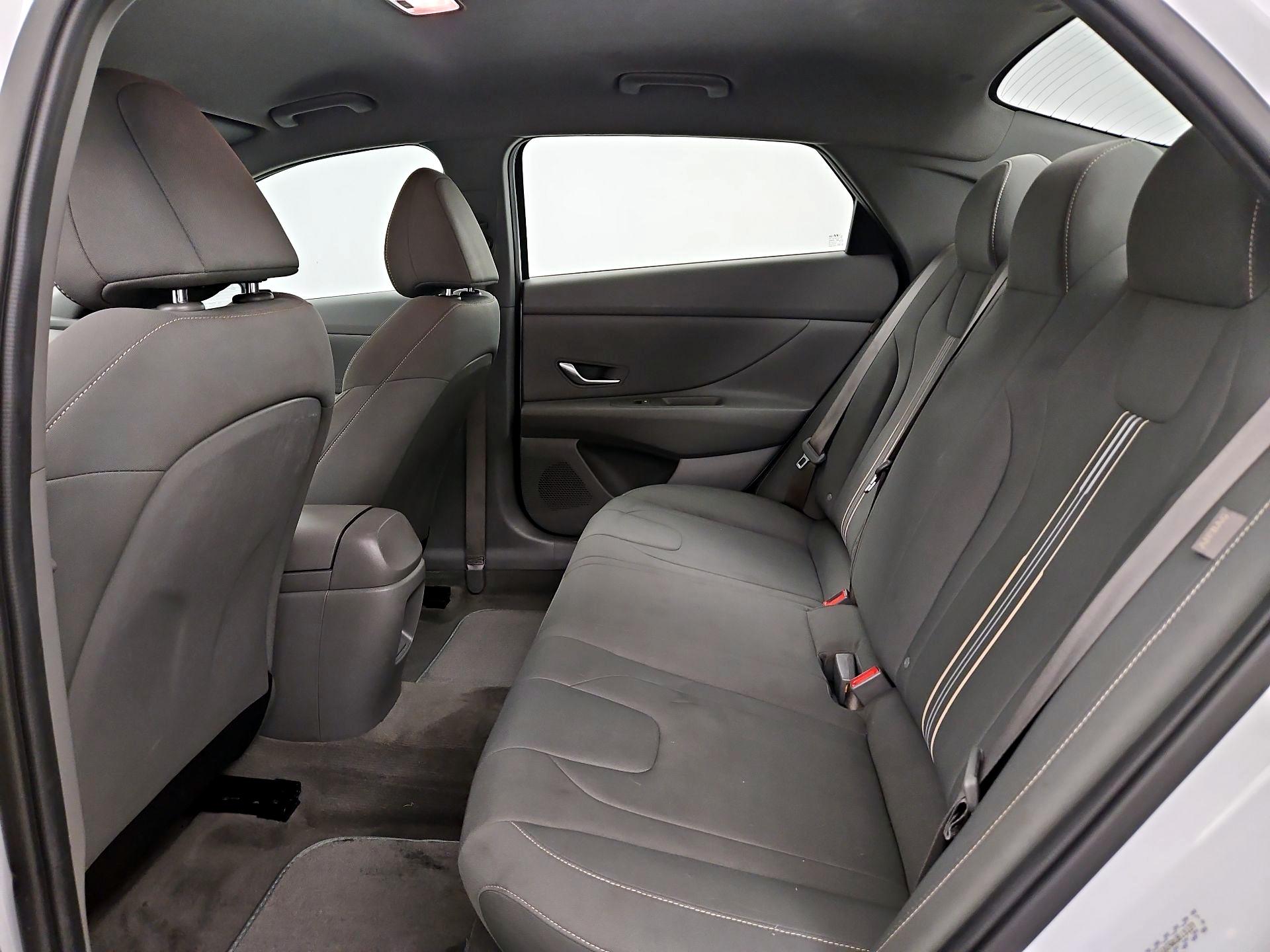 Thumbnail: 2024 Hyundai Elantra - 20