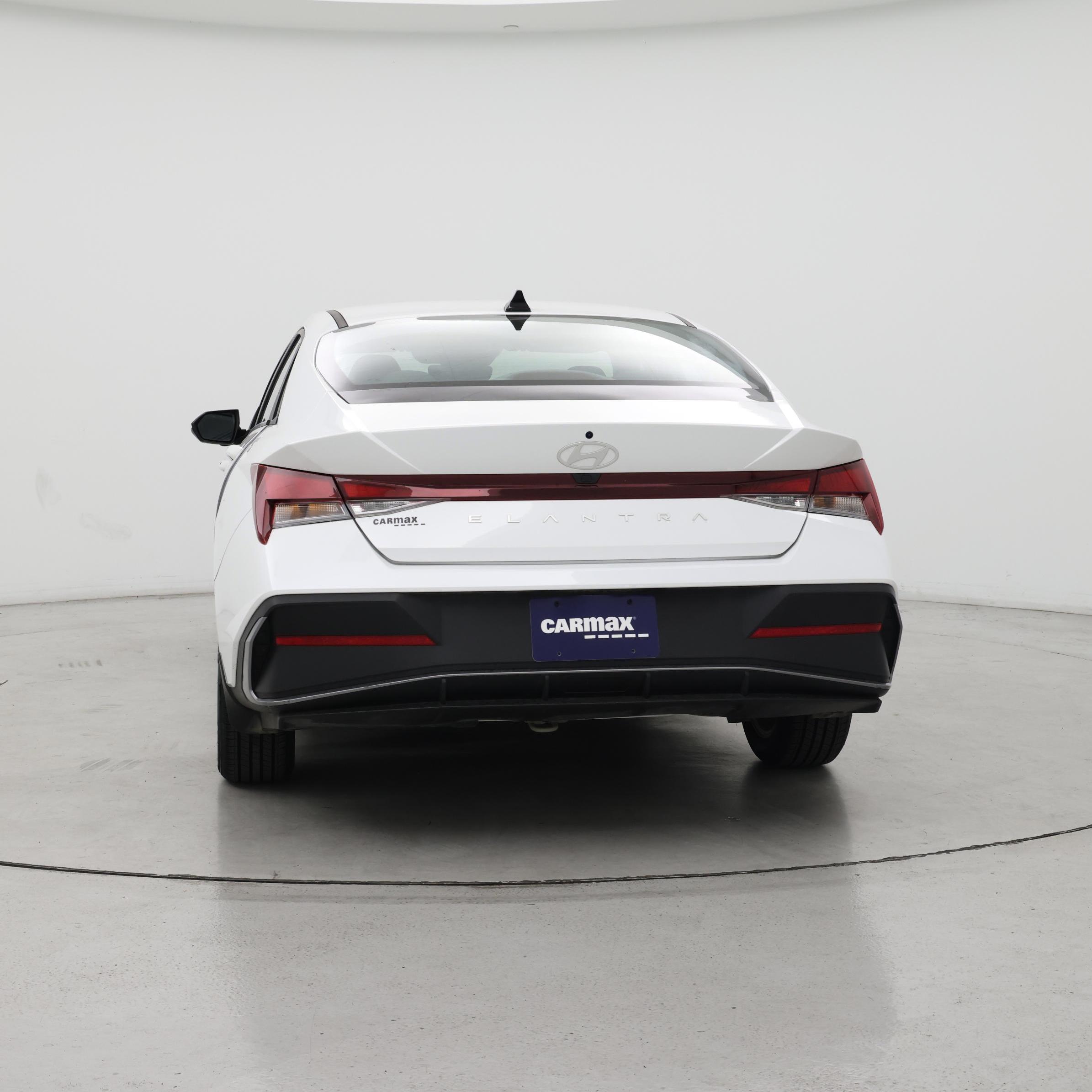 Thumbnail: 2024 Hyundai Elantra - 6