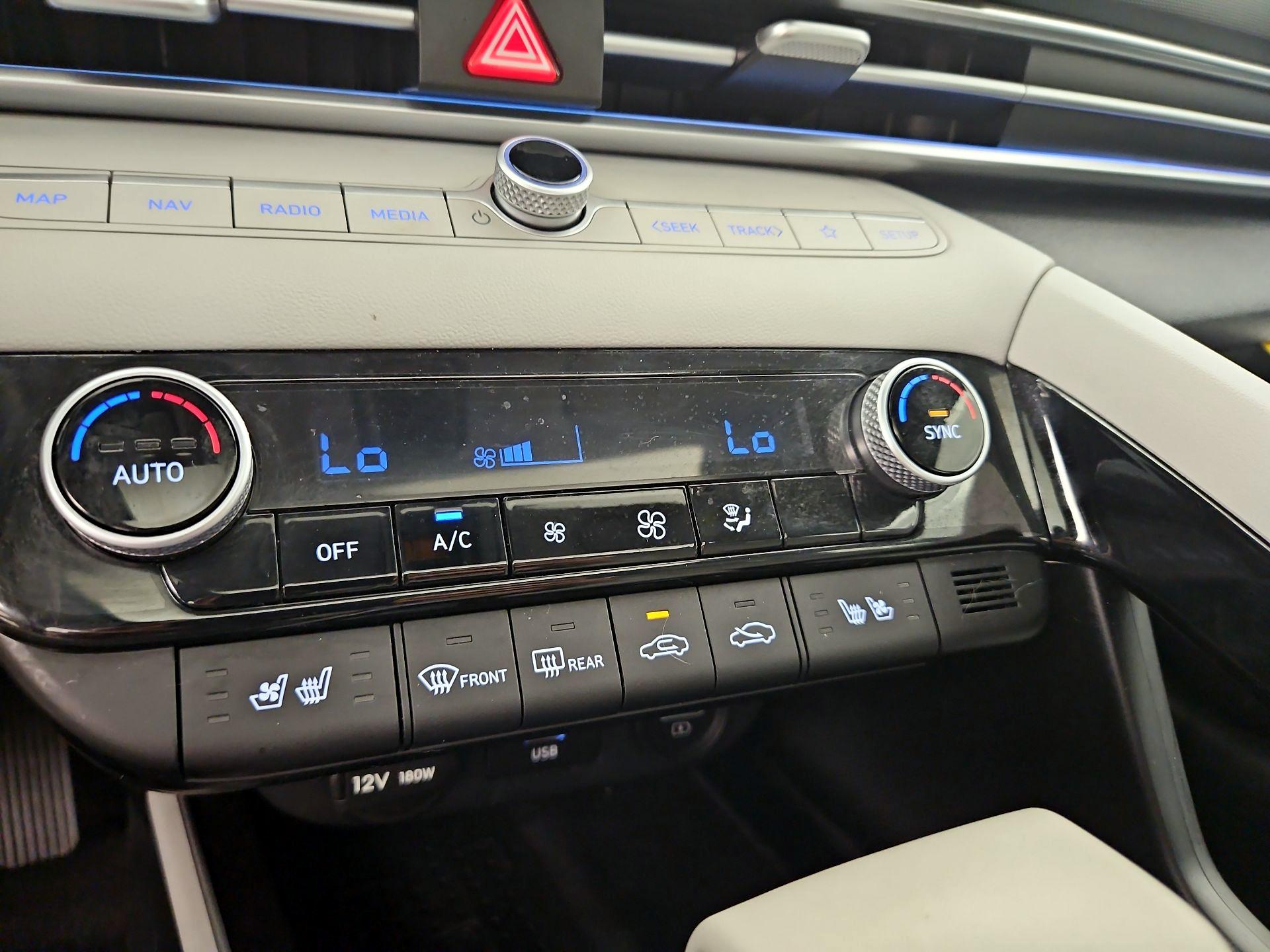 Thumbnail: 2023 Hyundai Elantra - 17