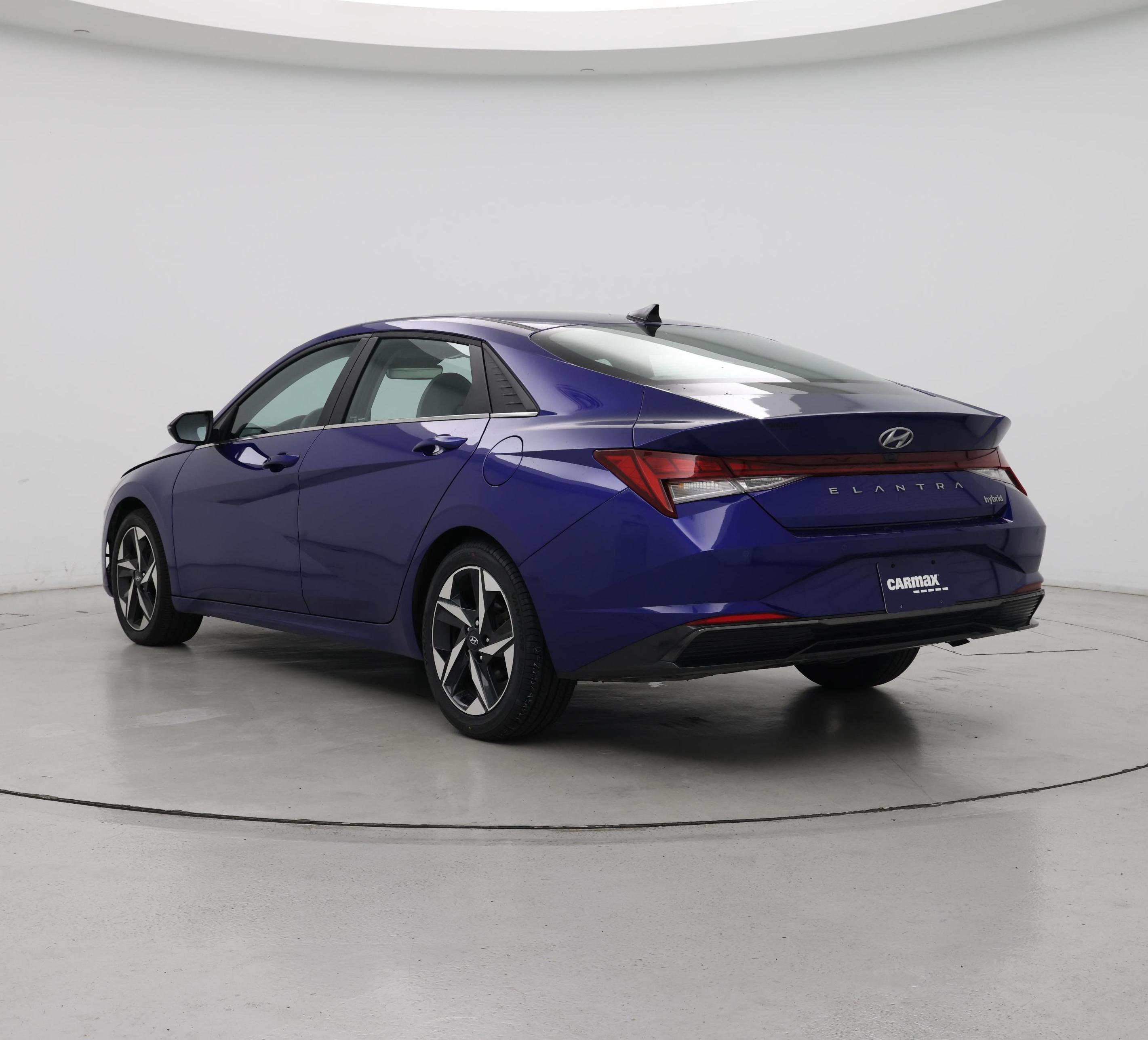 Thumbnail: 2023 Hyundai Elantra - 2
