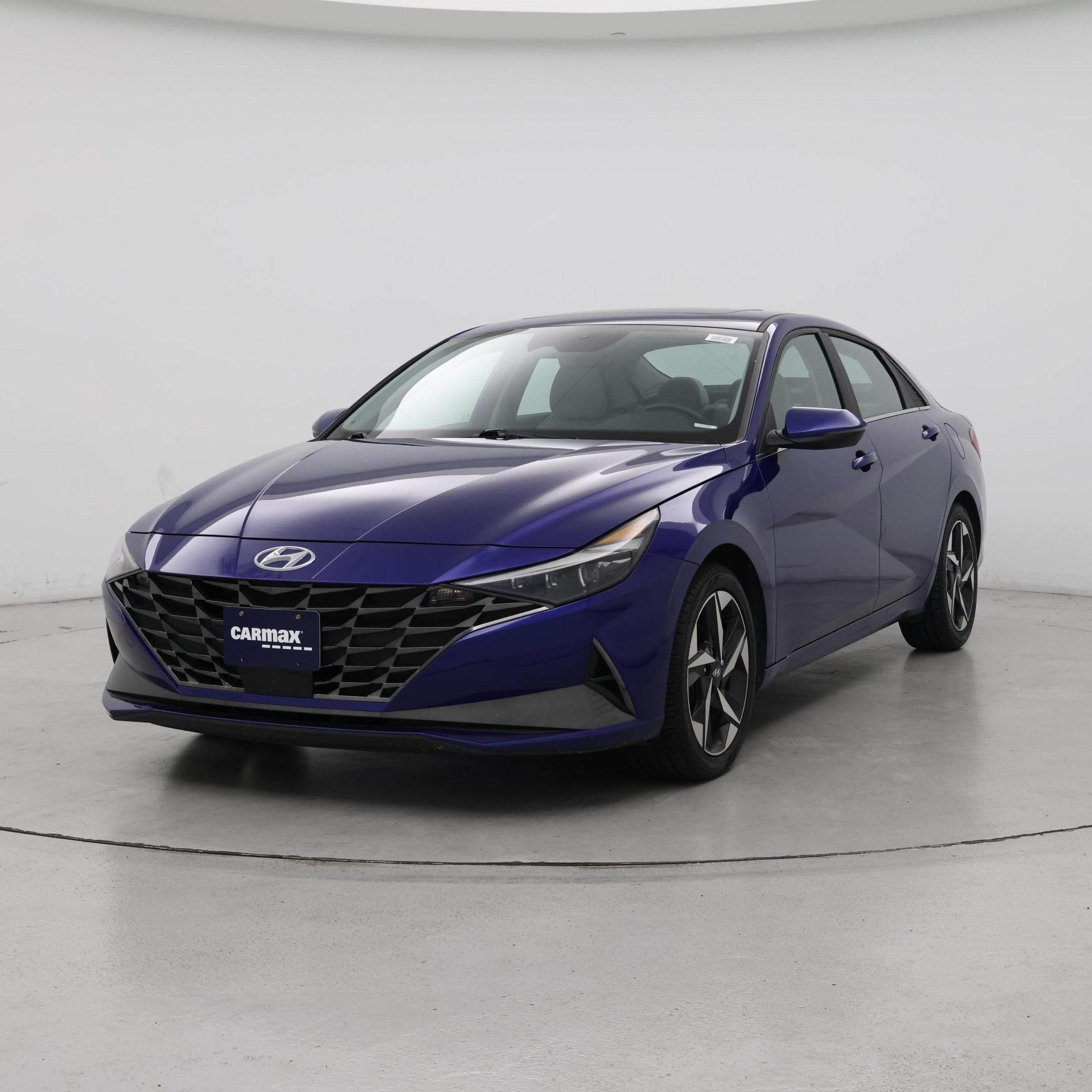 Thumbnail: 2023 Hyundai Elantra - 4