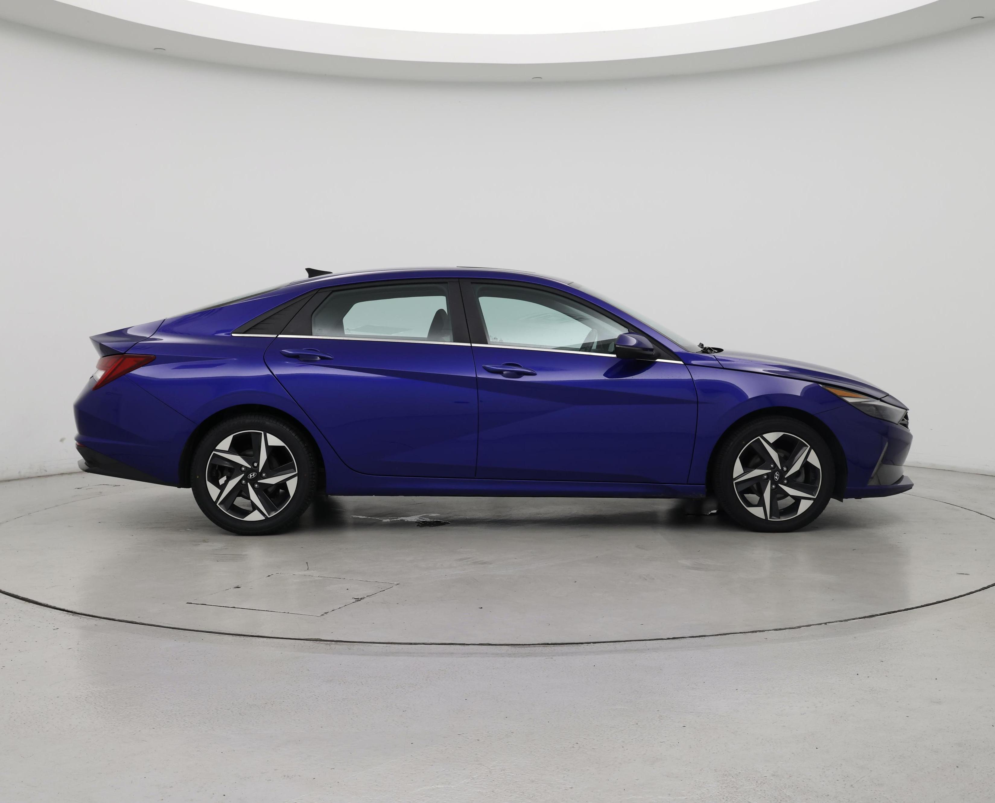 Thumbnail: 2023 Hyundai Elantra - 7