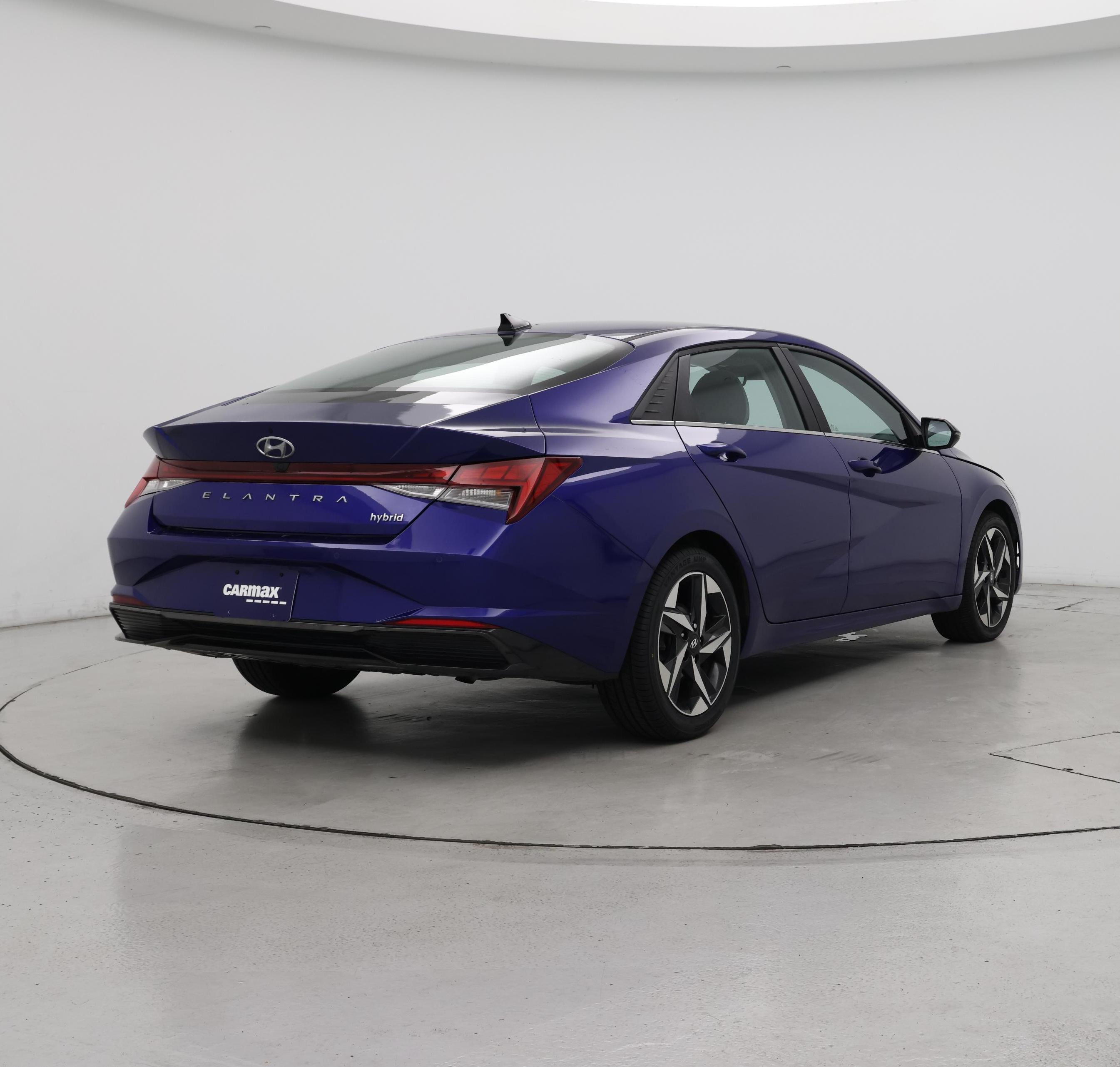 Thumbnail: 2023 Hyundai Elantra - 8